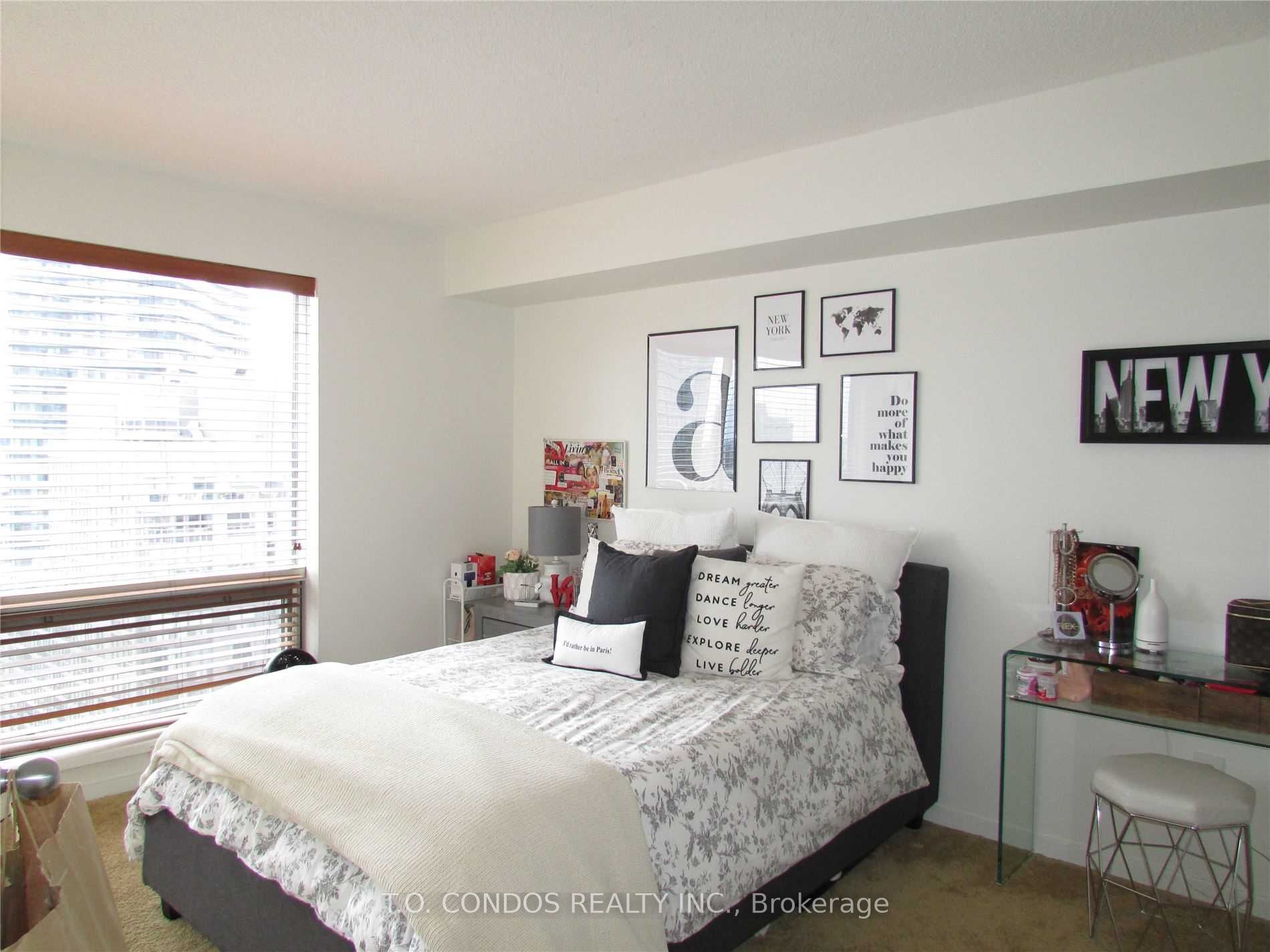 1001 Bay Street 2904 Property Photo 21