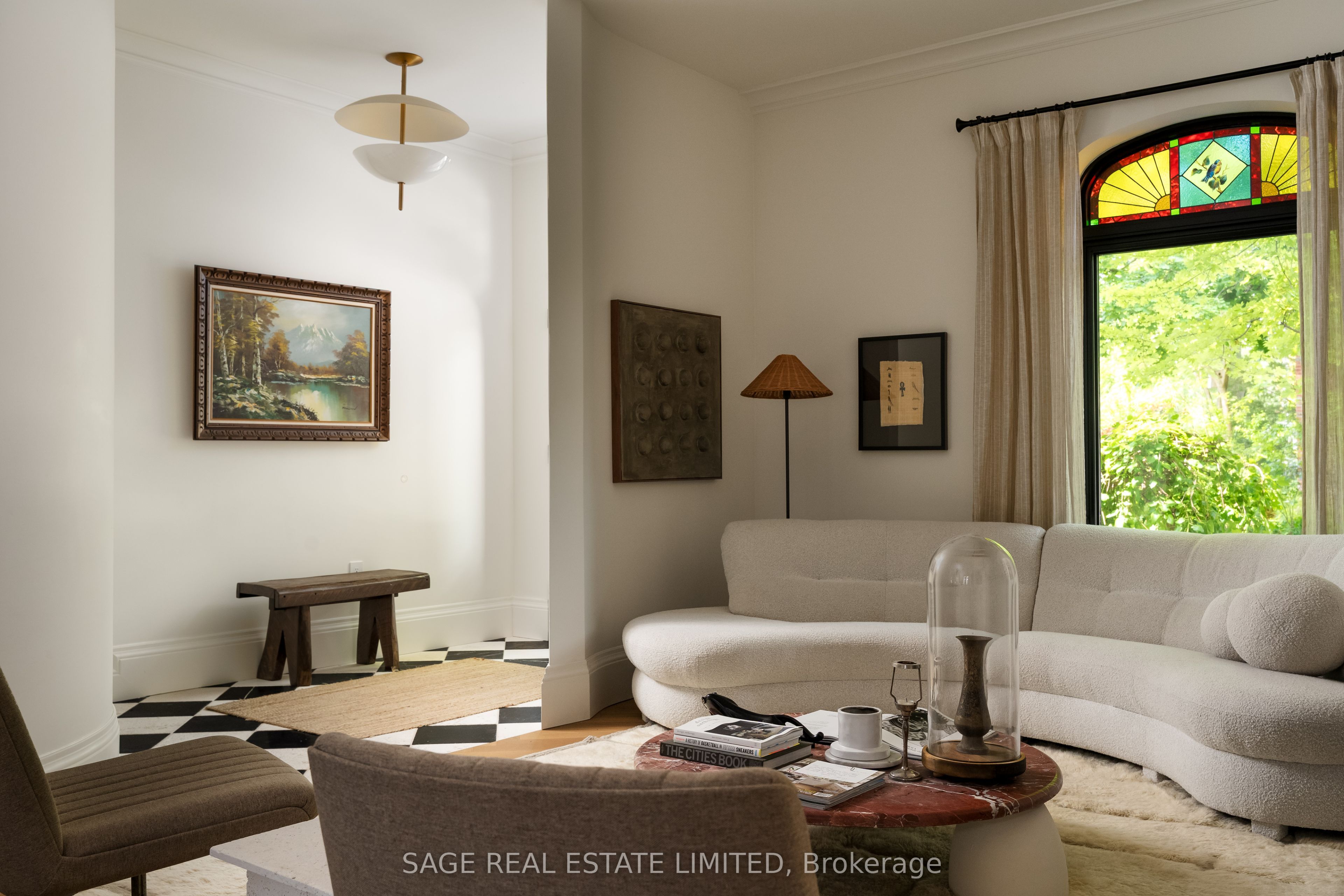 239 Borden Street Property Photo 1