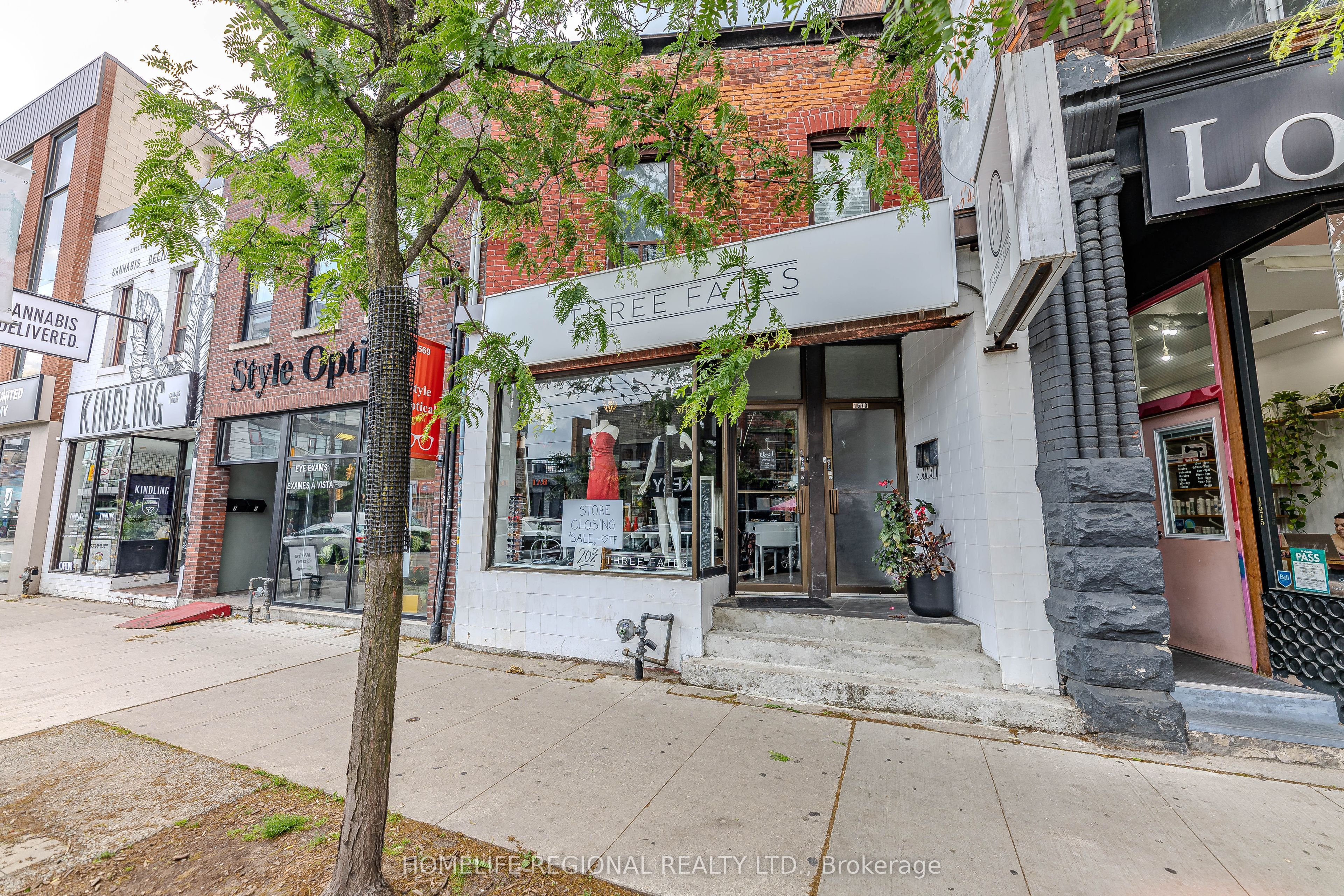 1573 Dundas Street W main floor Property Photo 1