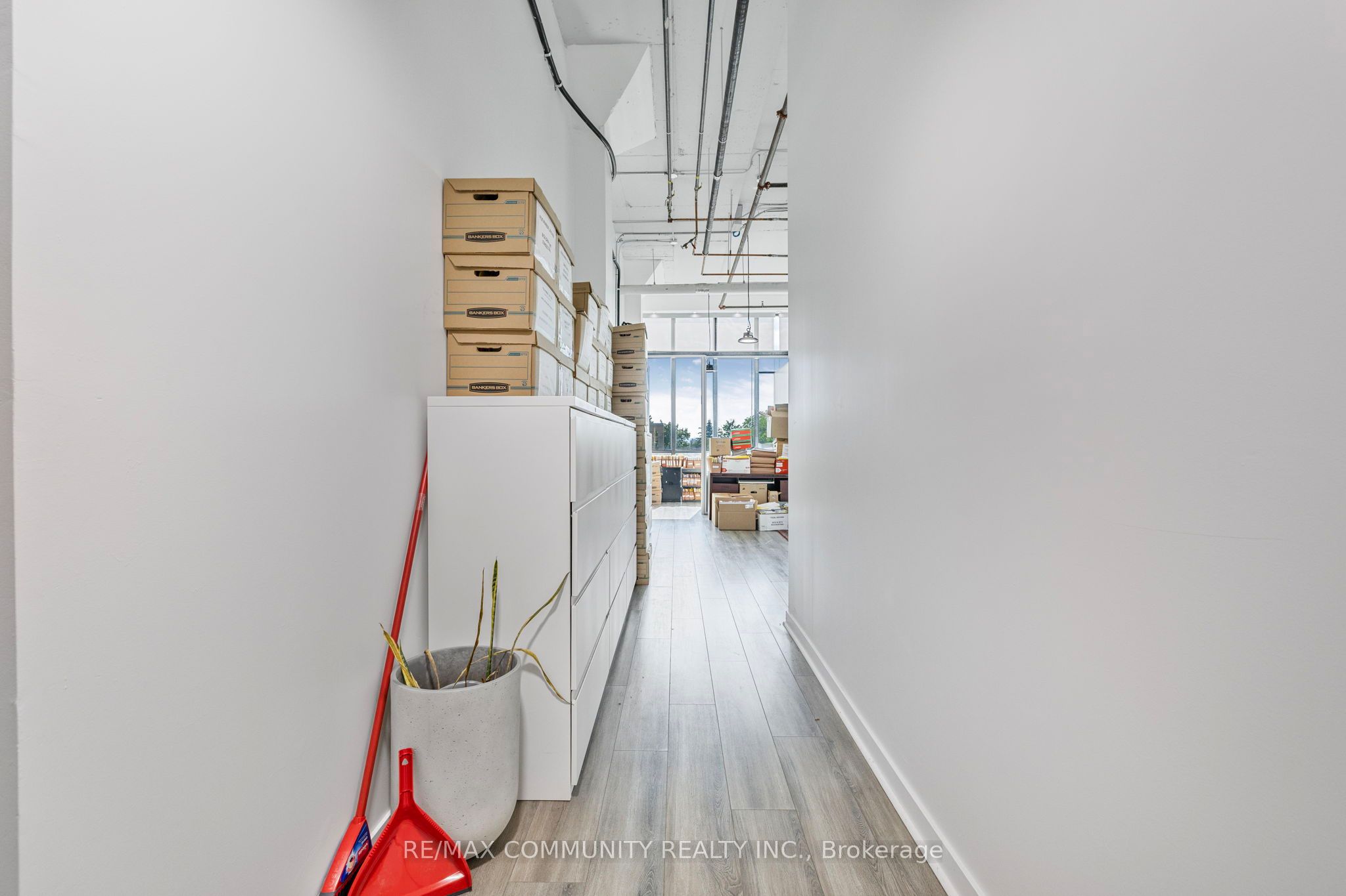 4750 Yonge Street 310 Property Photo 4