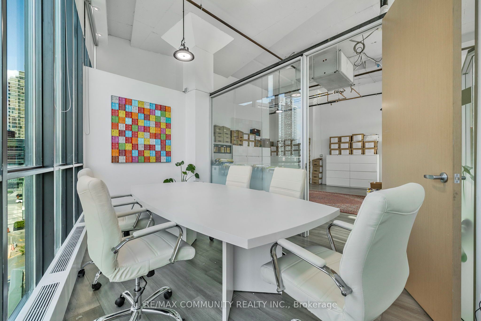 4750 Yonge Street 310 Property Photo 9