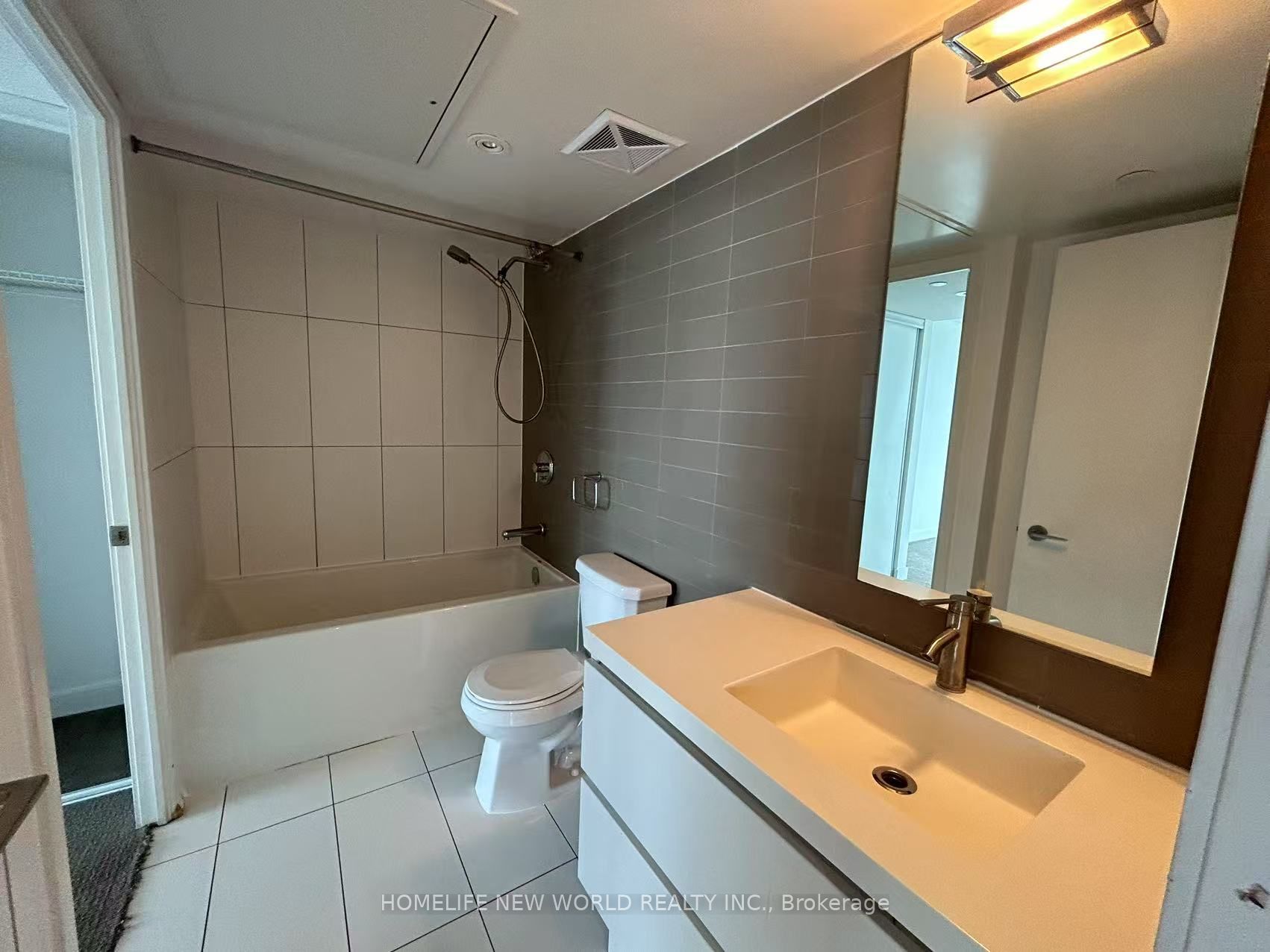 75 Queens Wharf Road 2908 Property Photo 9