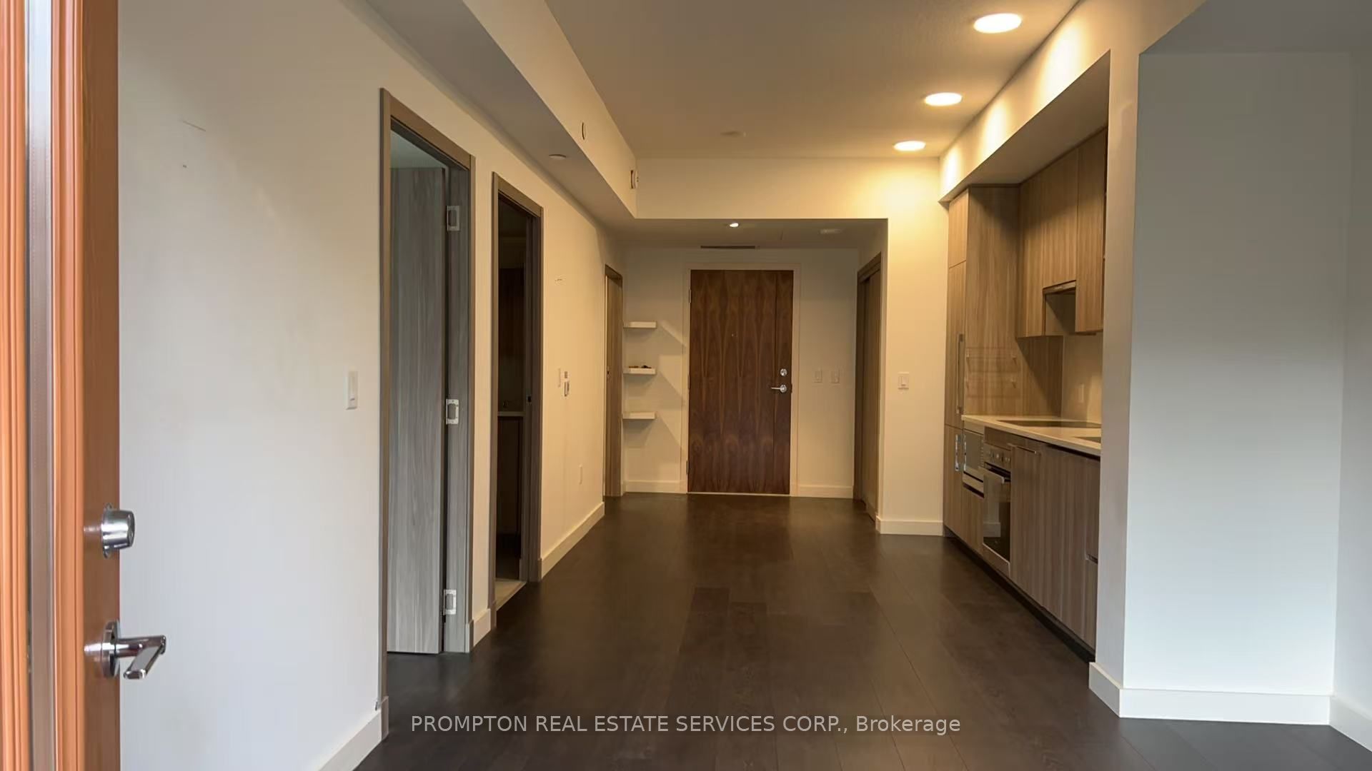 25 Mcmahon Drive 102 Property Photo 14