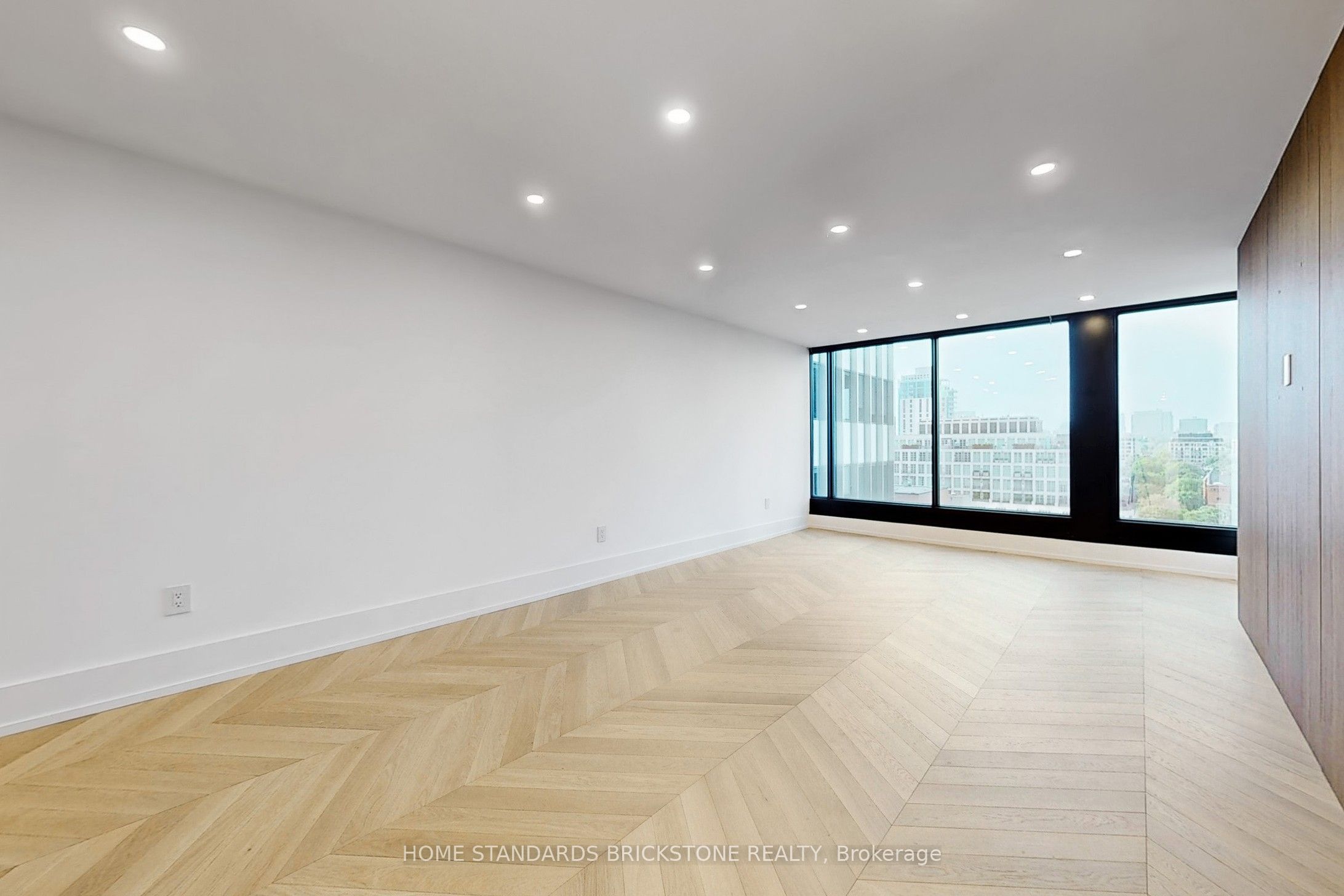 110 Bloor Street W 1009 Property Photo 16