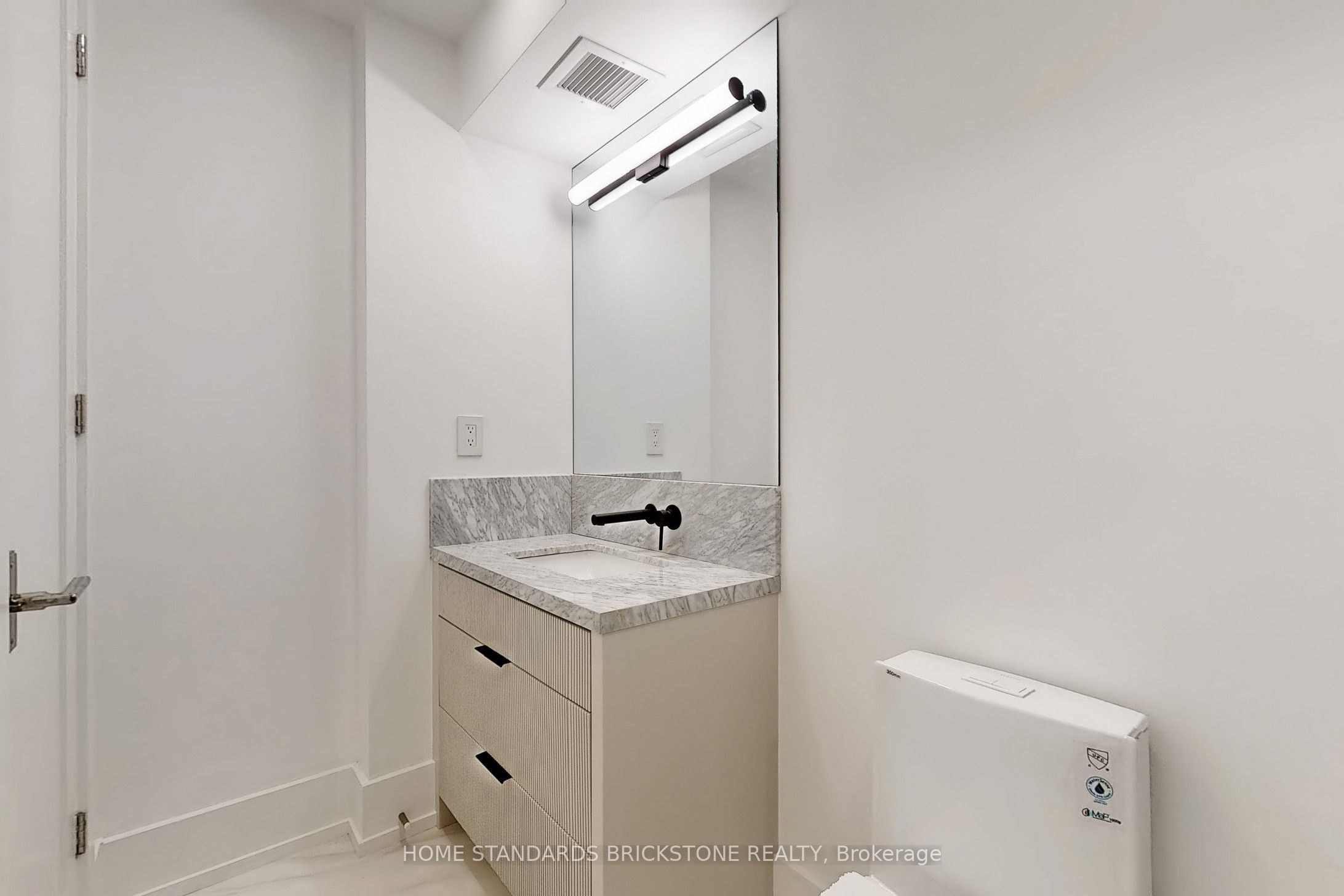110 Bloor Street W 1009 Property Photo 31