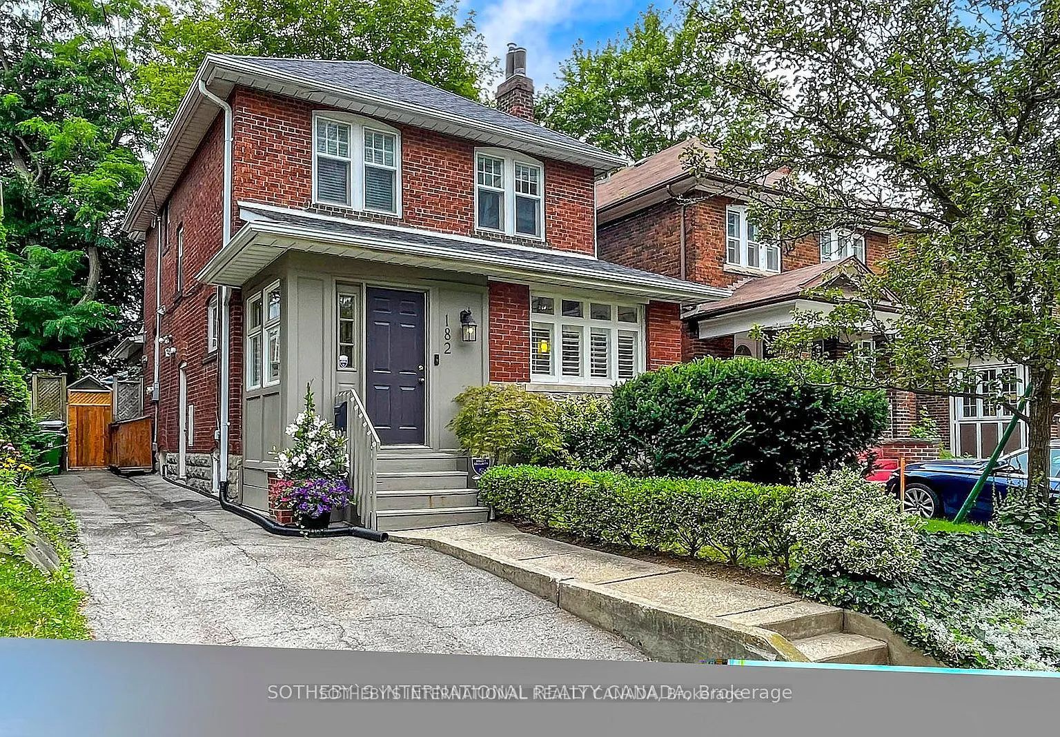 182 Duplex Avenue Property Photo 1
