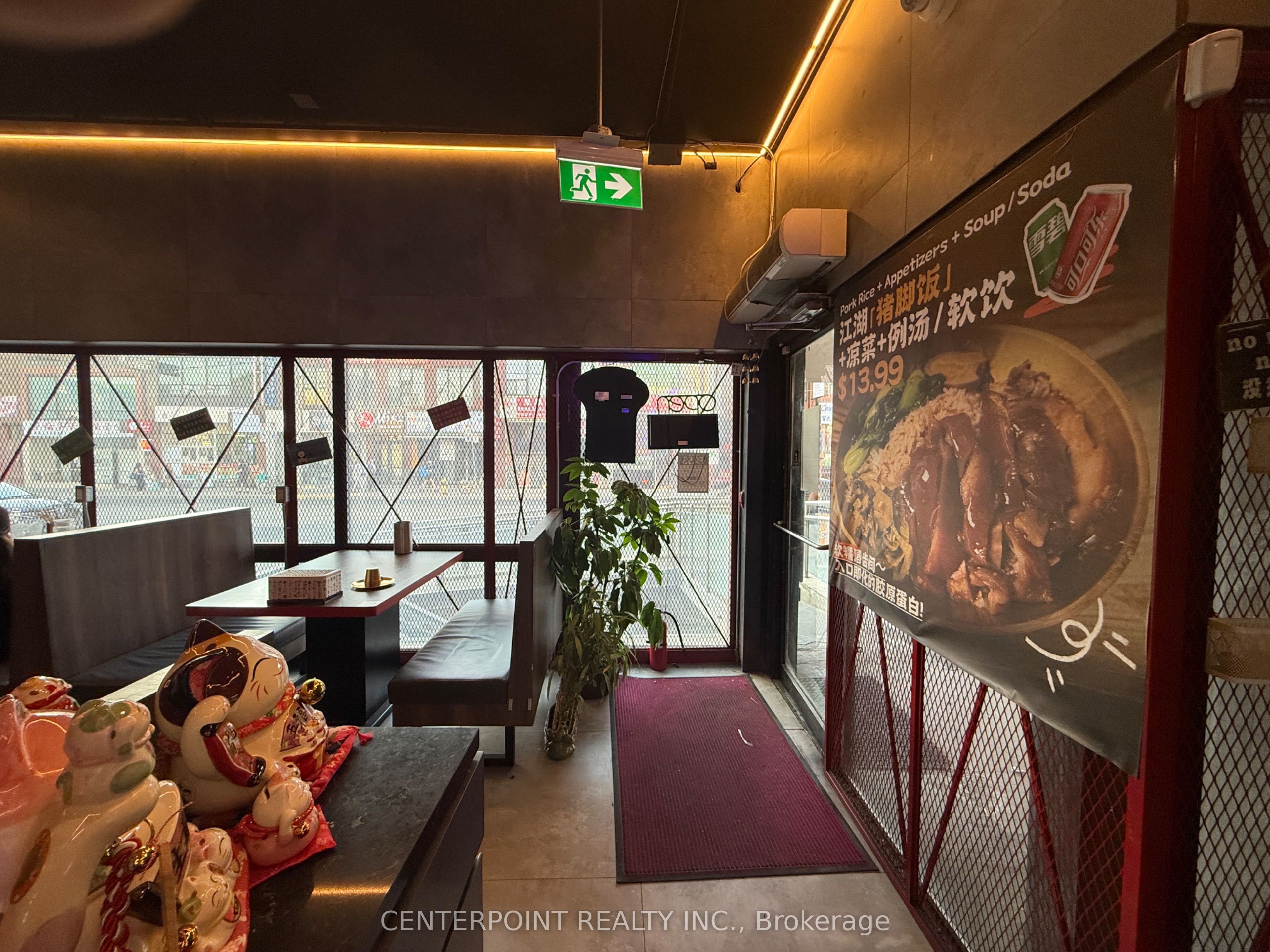 #g10 - 421 Dundas Street Property Photo 3