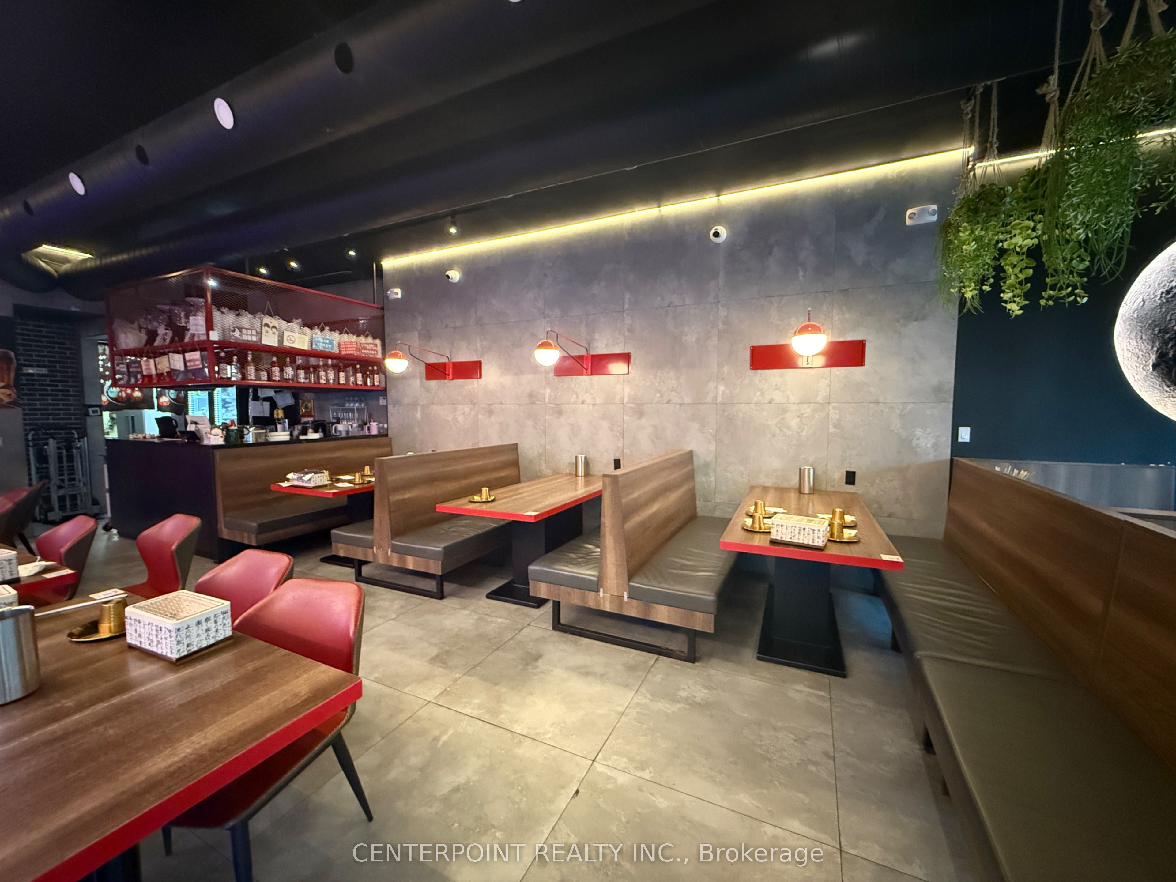 #g10 - 421 Dundas Street Property Photo 4