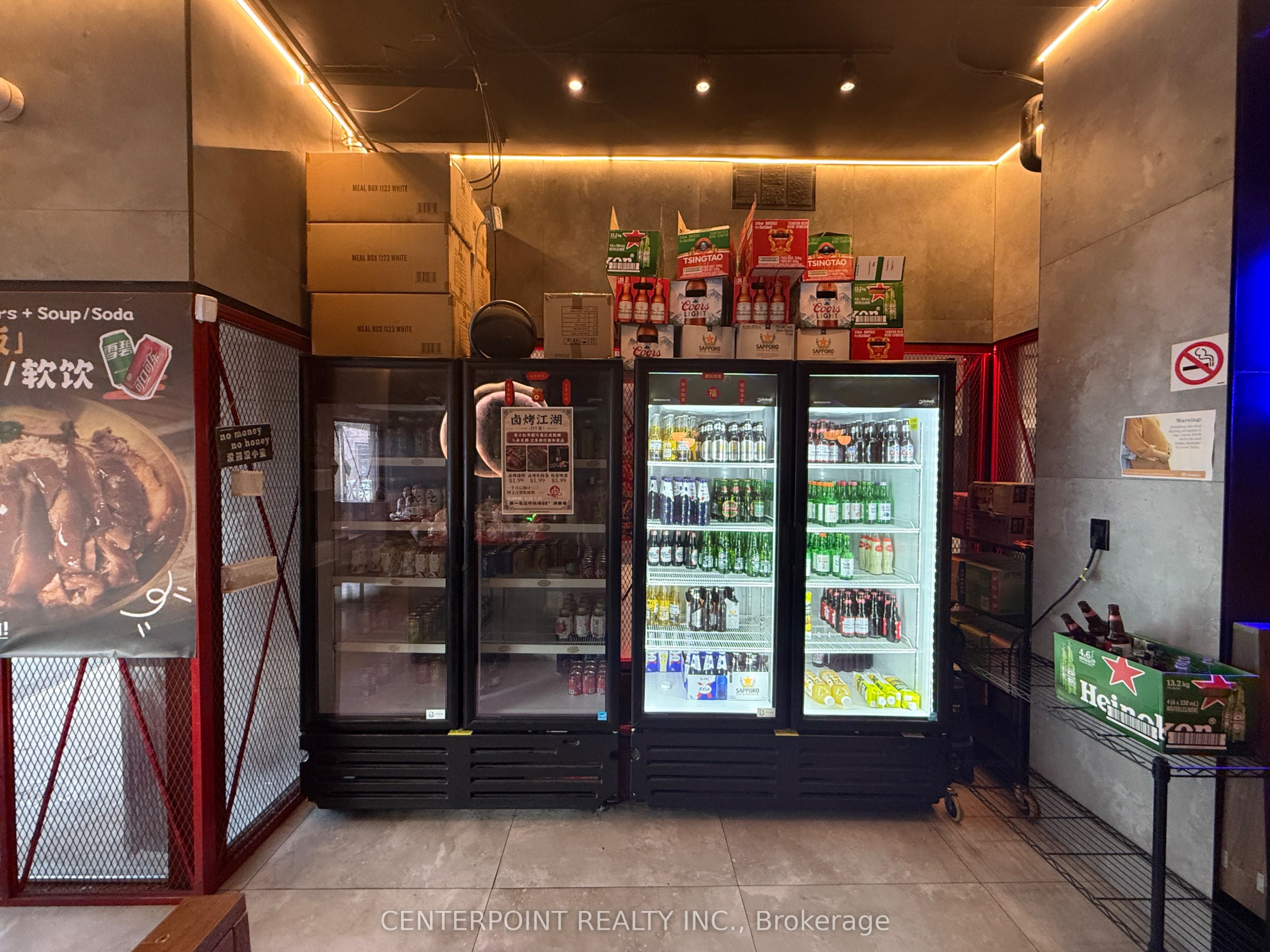#g10 - 421 Dundas Street Property Photo 5