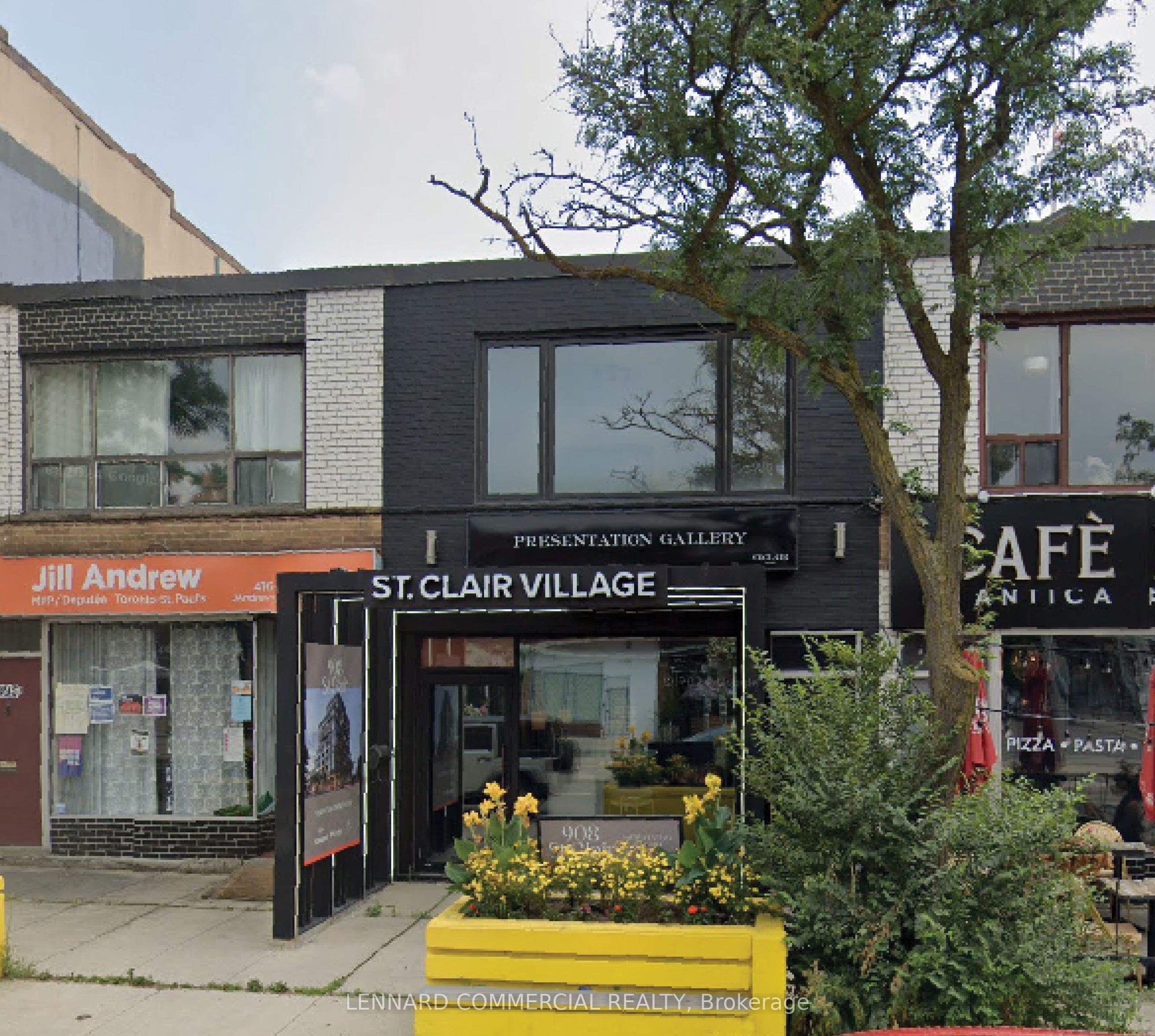 805 St. Clair Avenue Property Photo 1