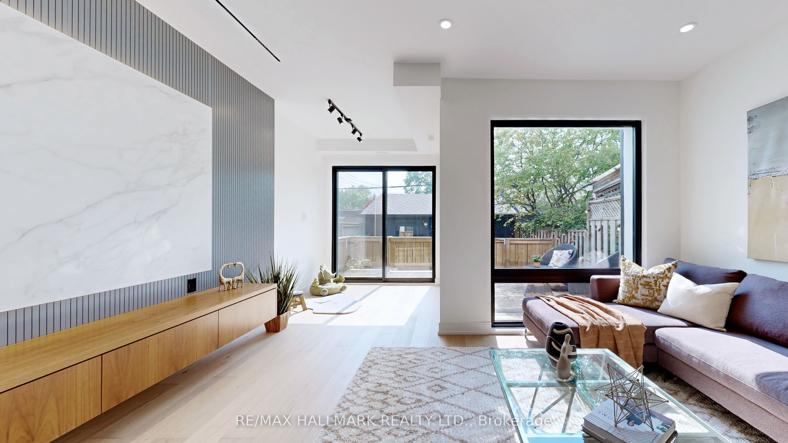 122 Crawford Street Property Photo 12
