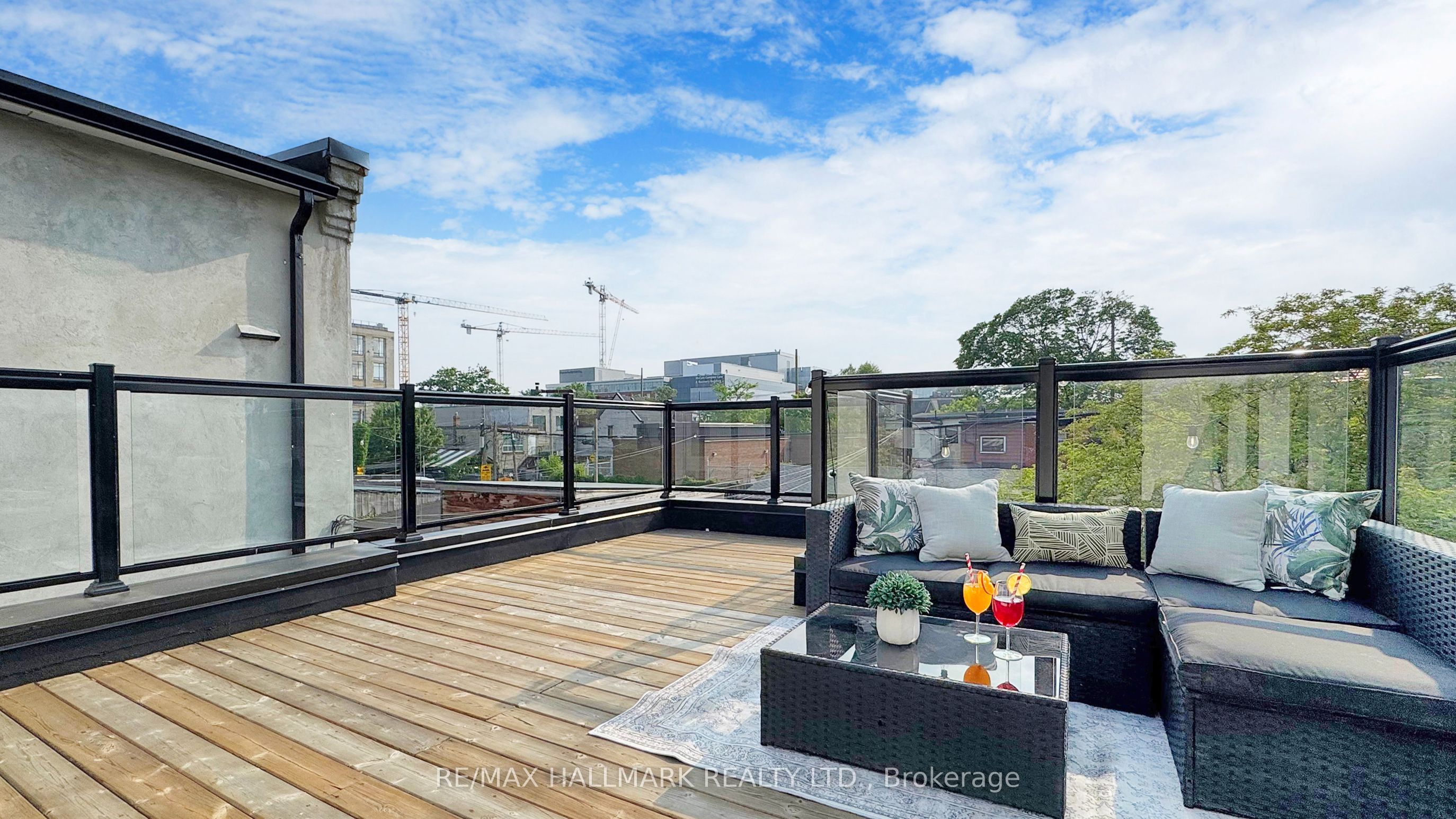 122 Crawford Street Property Photo 22