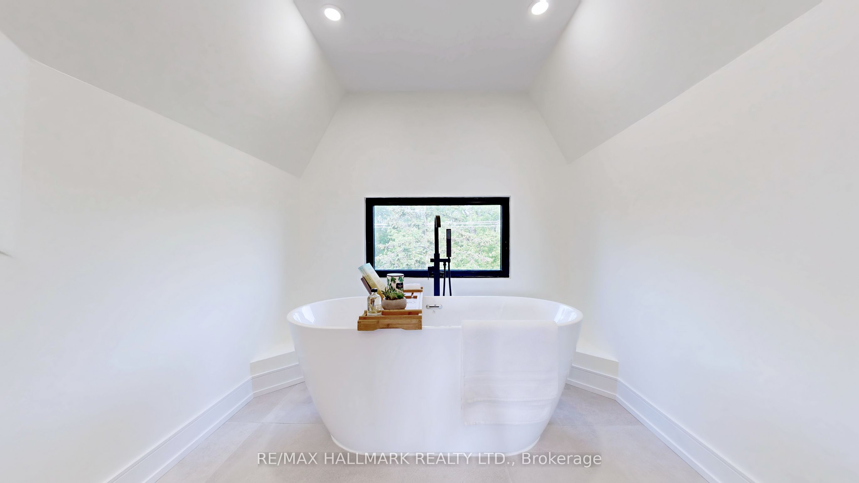 122 Crawford Street Property Photo 29