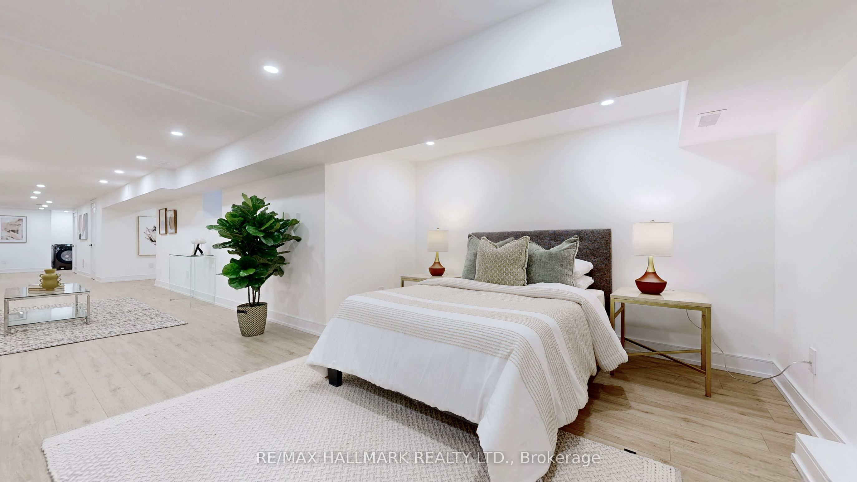 122 Crawford Street Property Photo 35