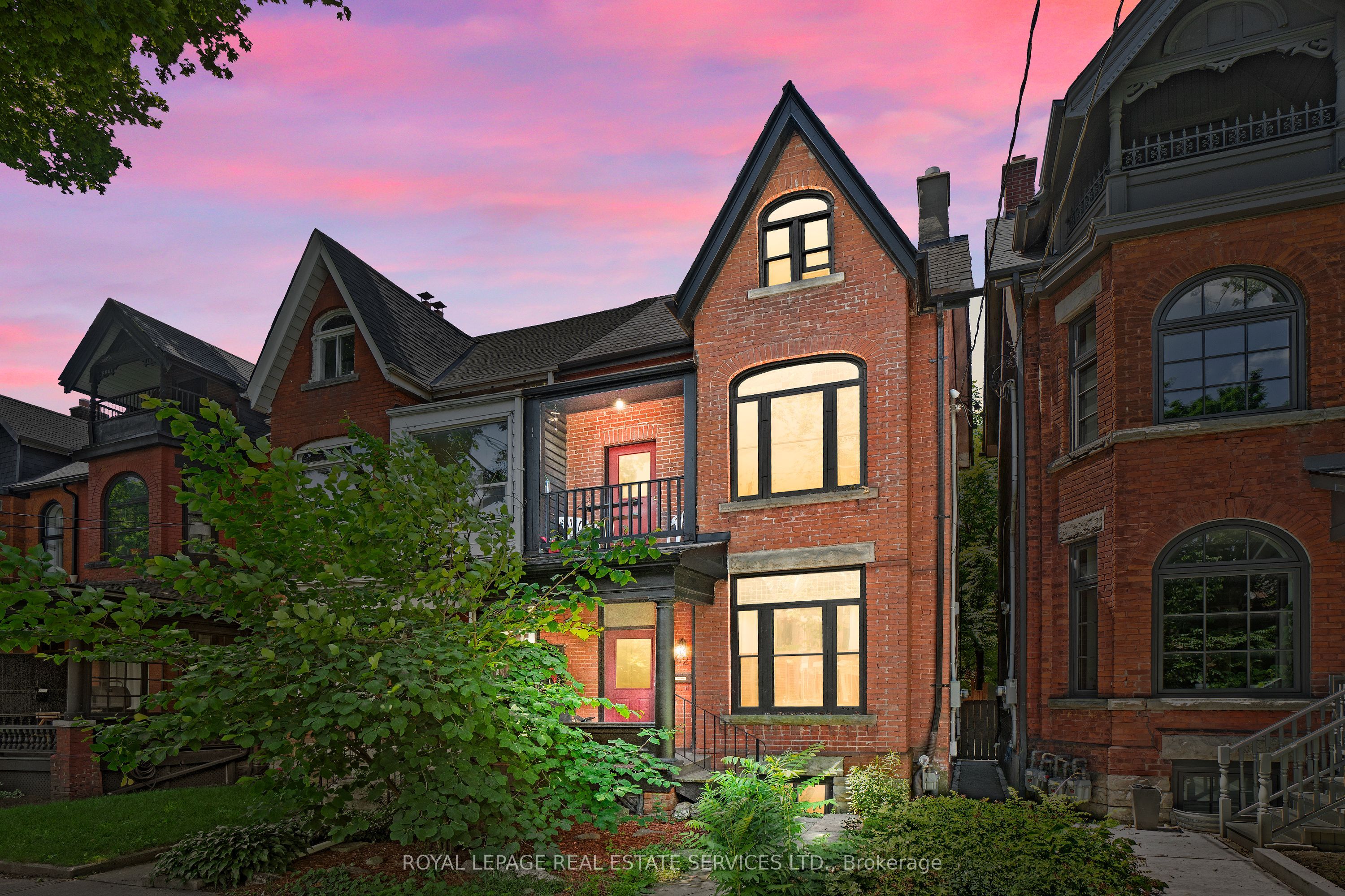 62 Lakeview Avenue Property Photo 1