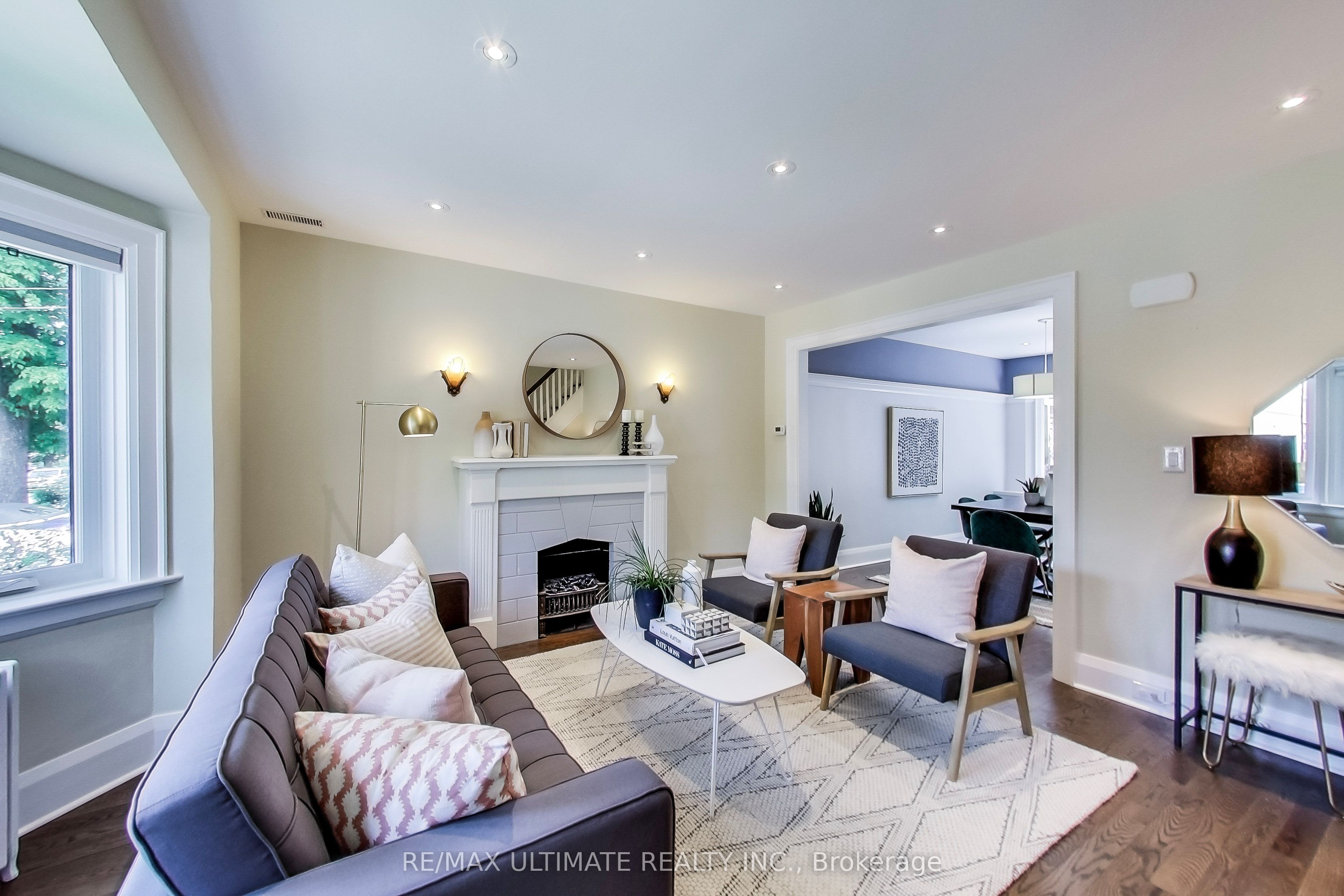 523 Soudan Avenue Property Photo 2