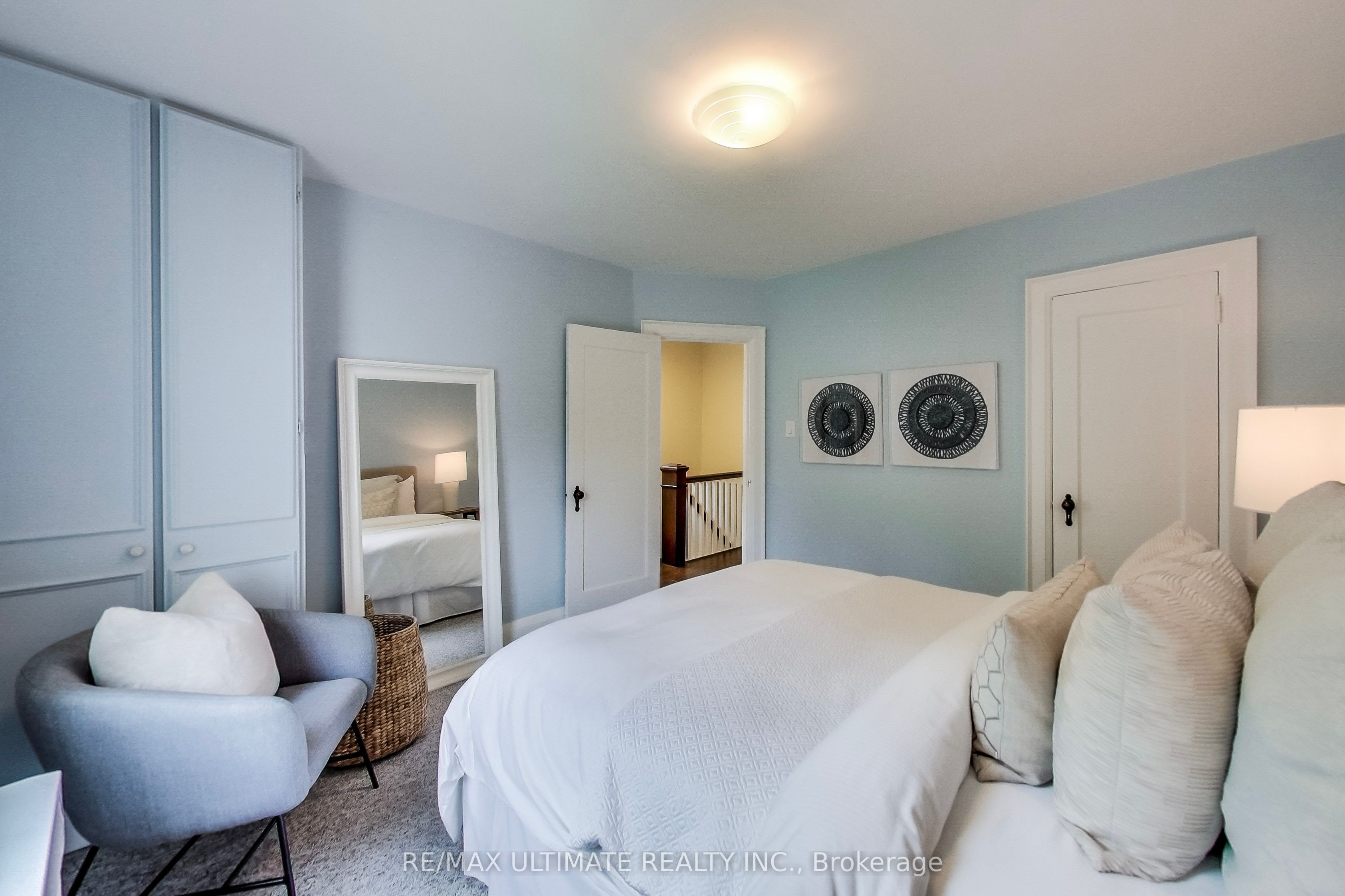 523 Soudan Avenue Property Photo 16