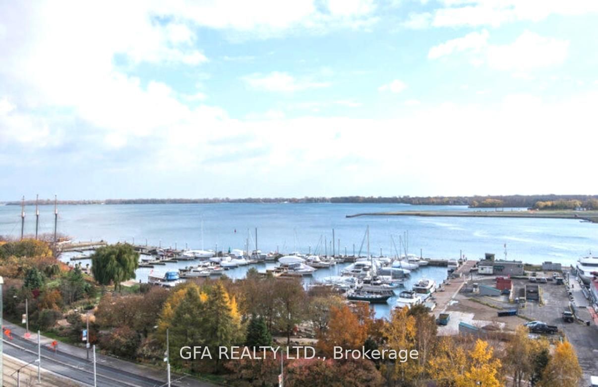#318 - 550 Queens Quay Property Photo 27