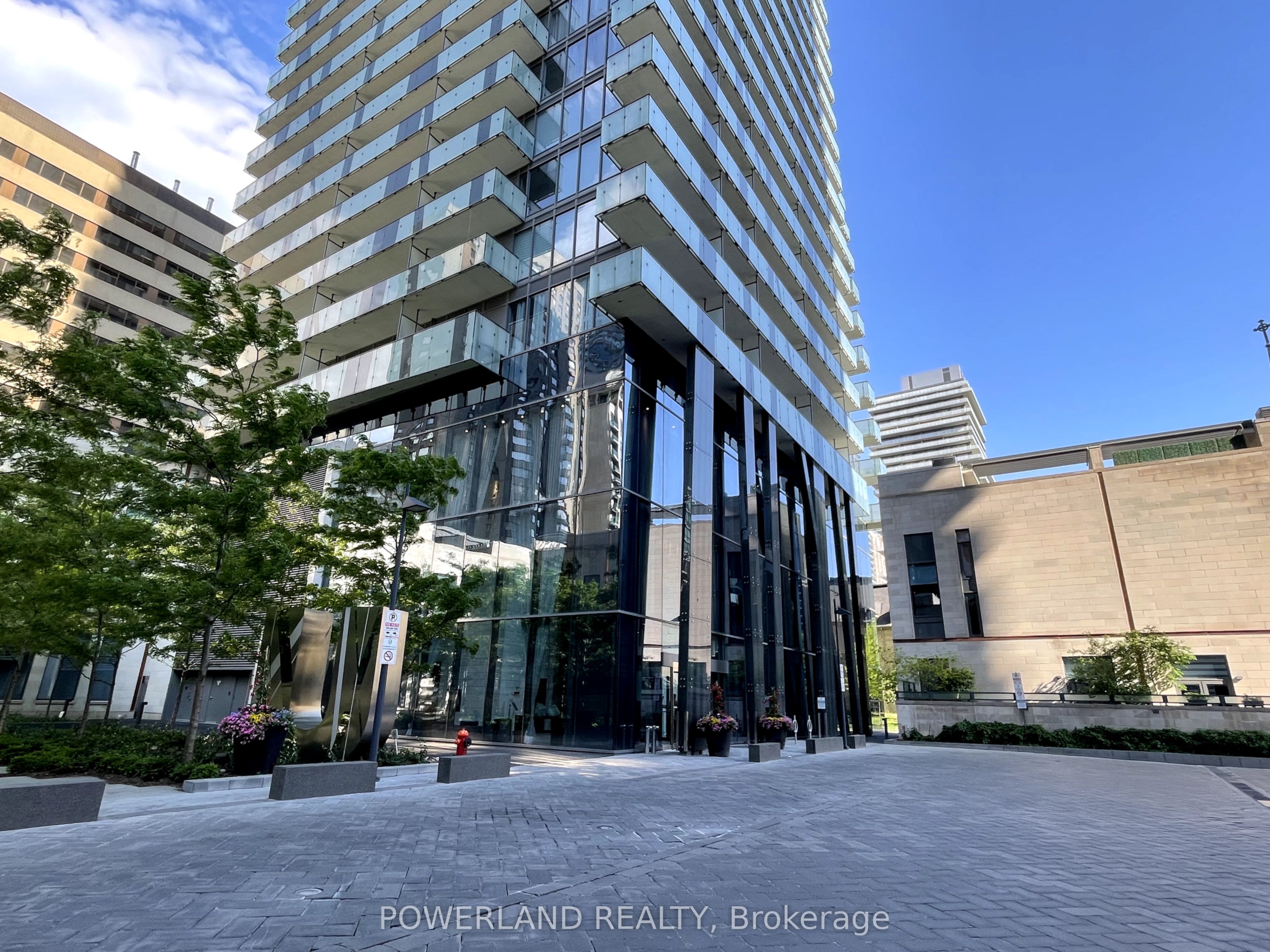 #4405 - 1080 Bay Street Property Photo 3
