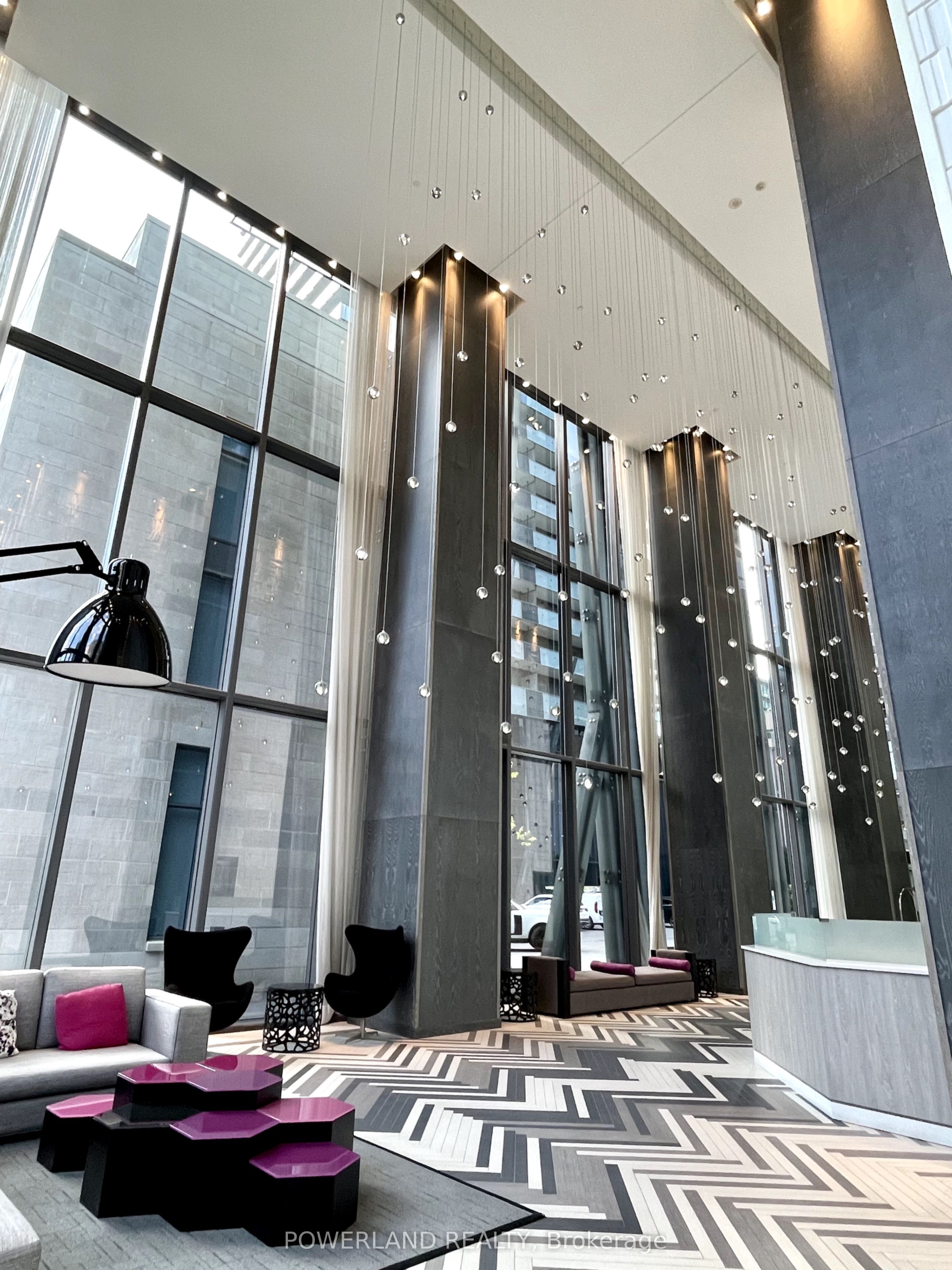 #4405 - 1080 Bay Street Property Photo 4