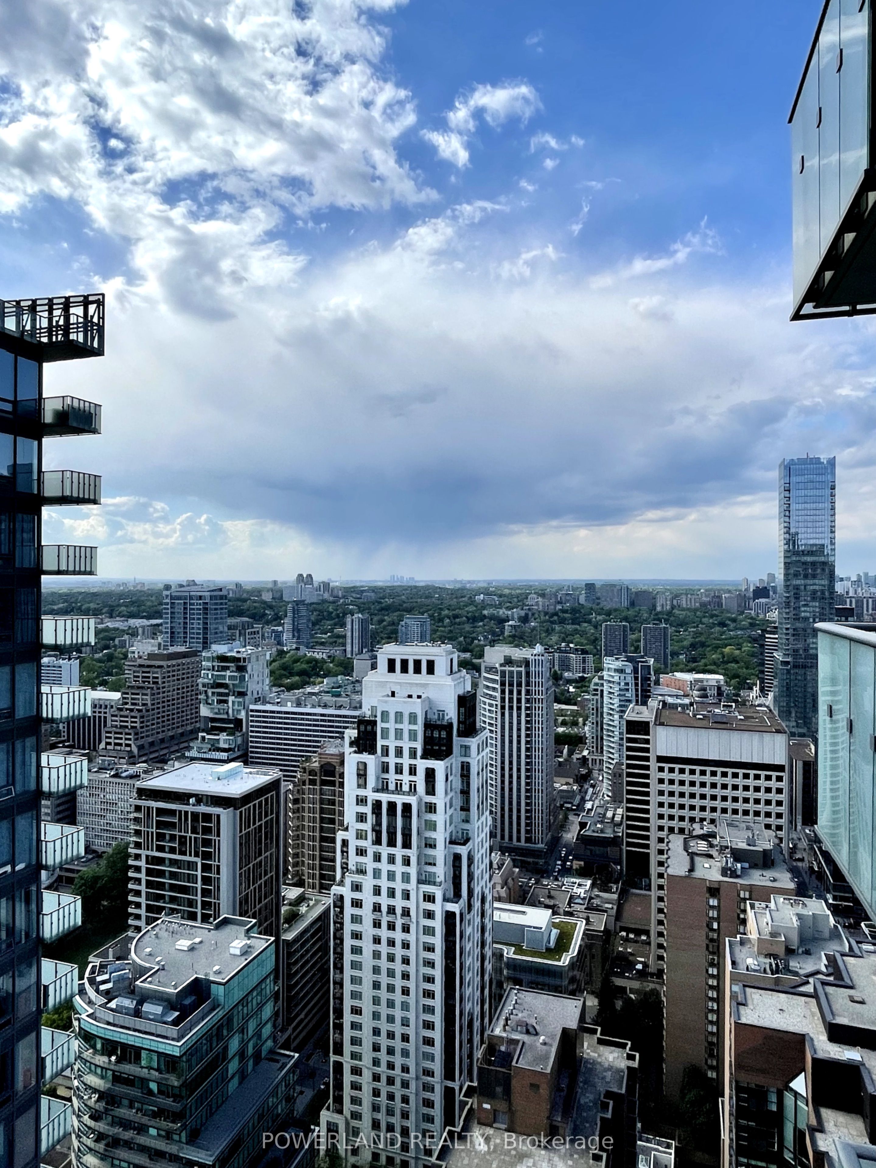 #4405 - 1080 Bay Street Property Photo 17