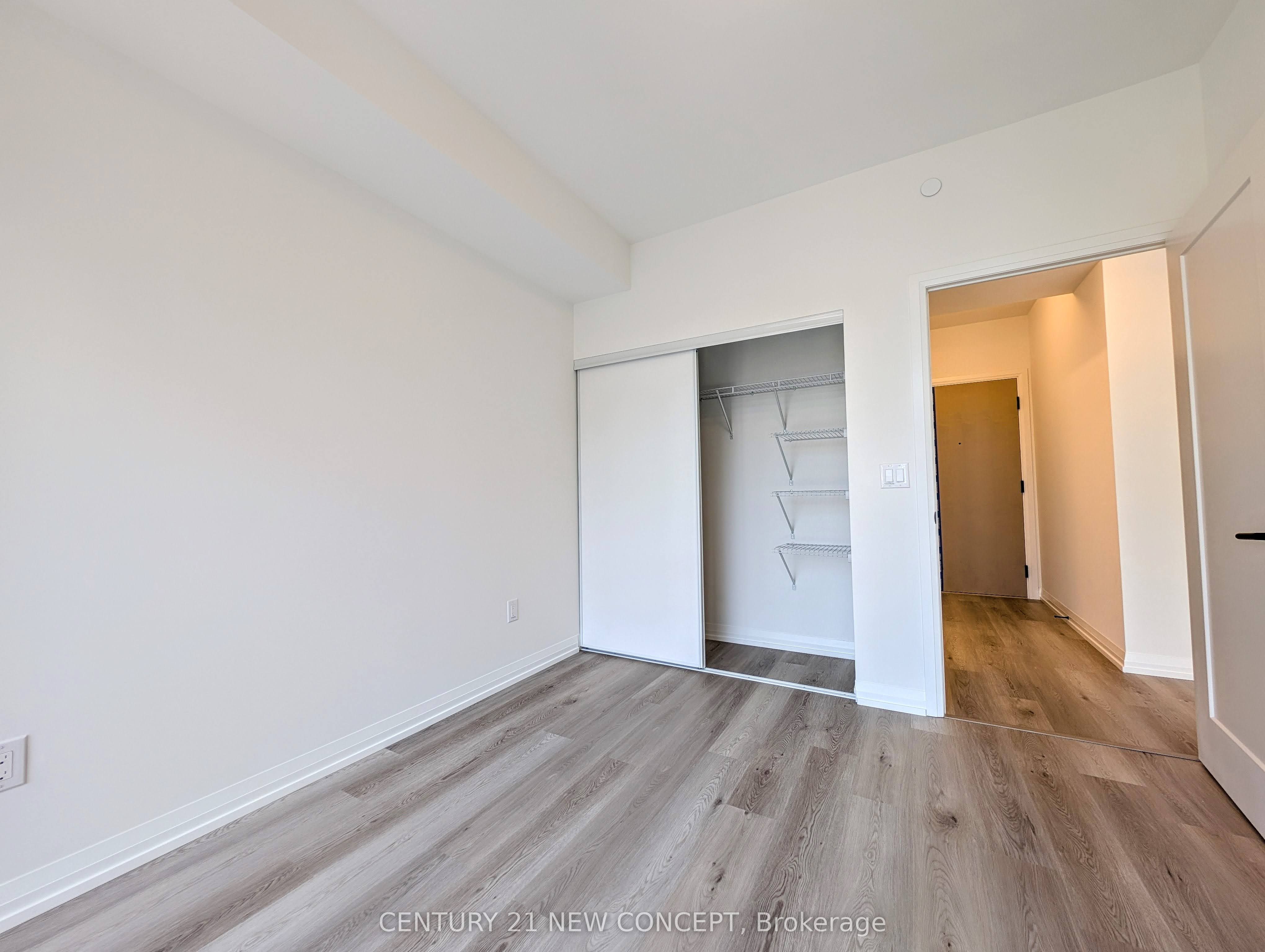 280 Dundas Street W 709 Property Photo 5