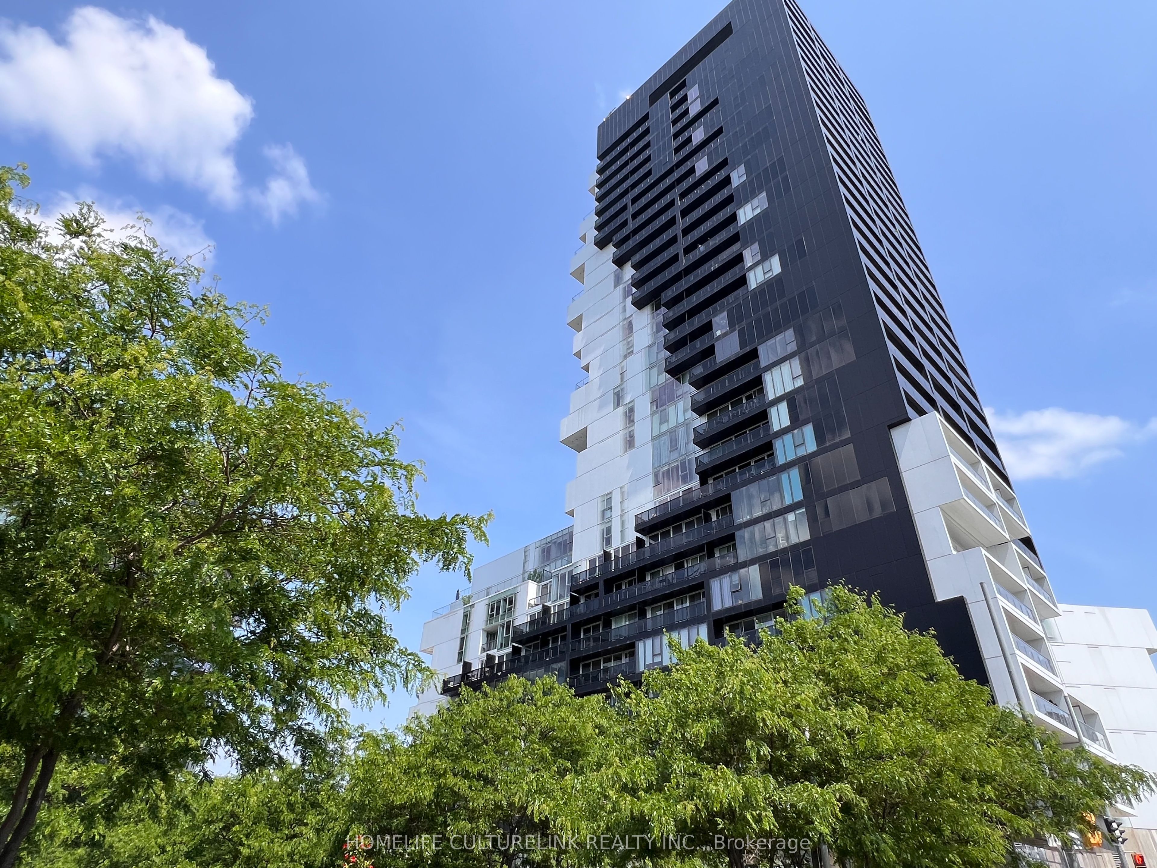 #2504 - 170 Bayview Avenue Property Photo 1