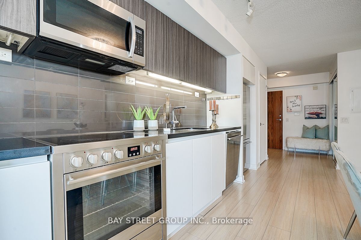 #521 - 85 Queens Wharf Road Property Photo 11