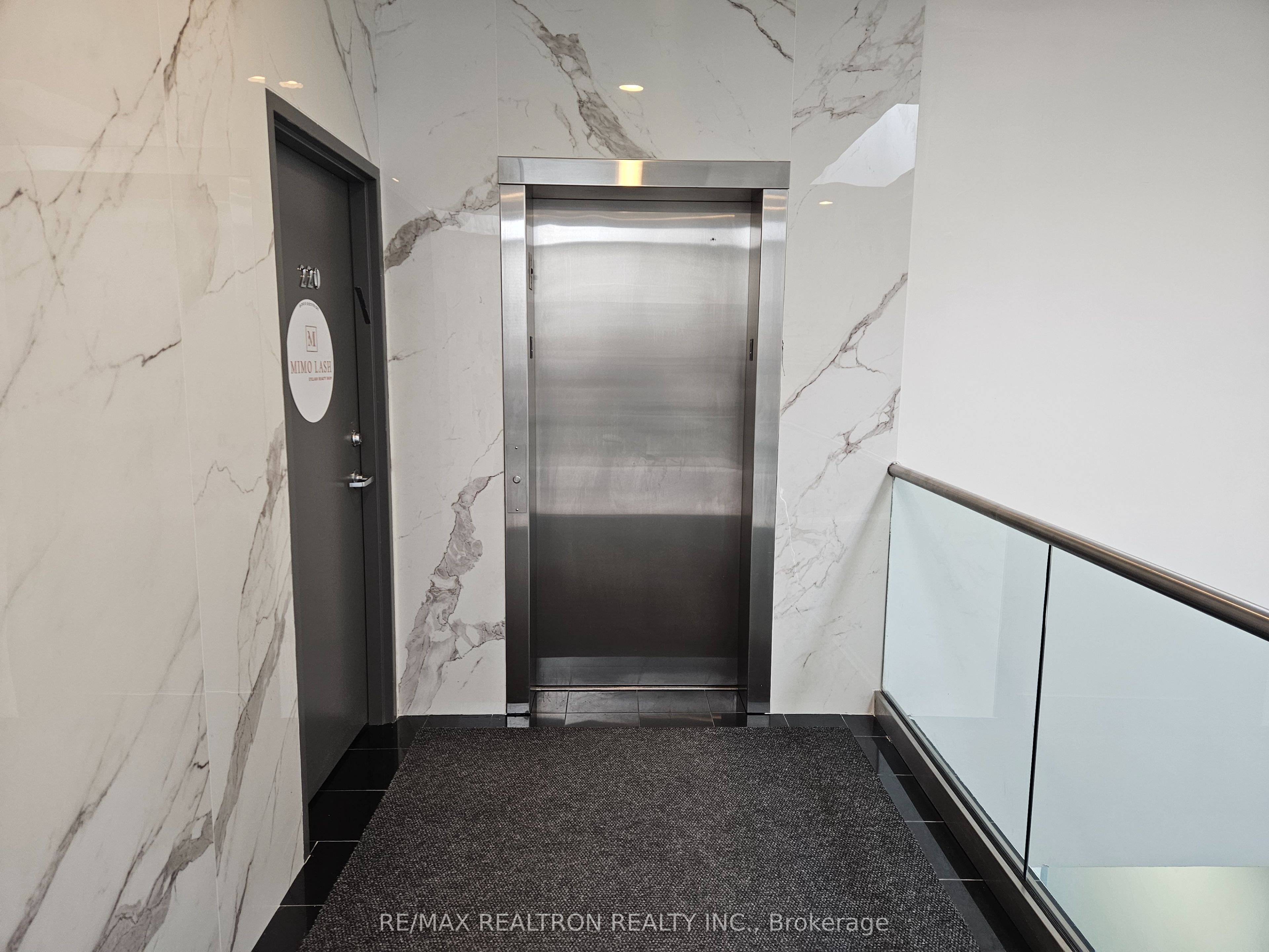 638a Sheppard Avenue W 205-225 Property Photo 2