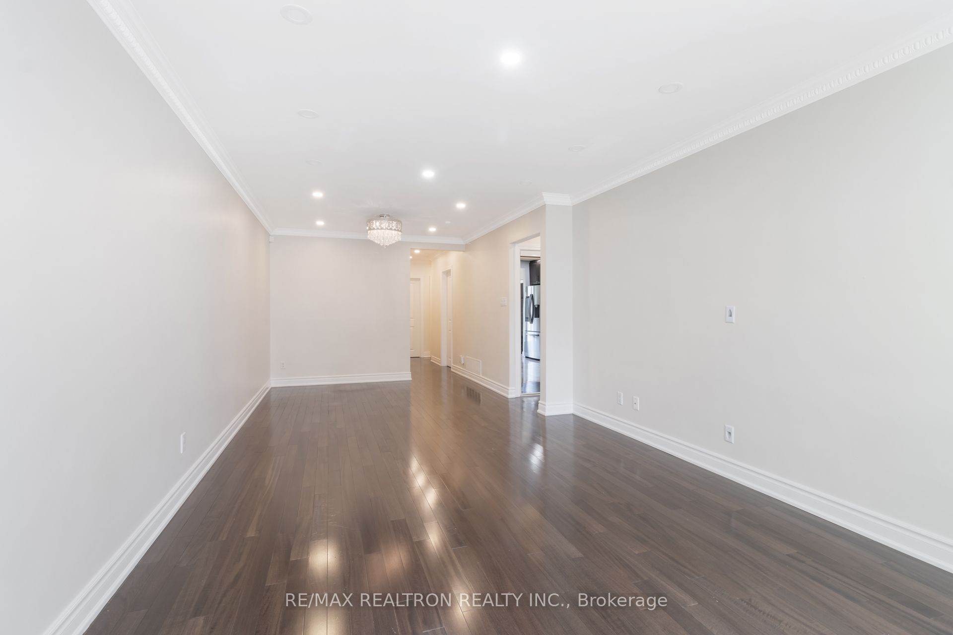 44 Caracas Road Property Photo 5