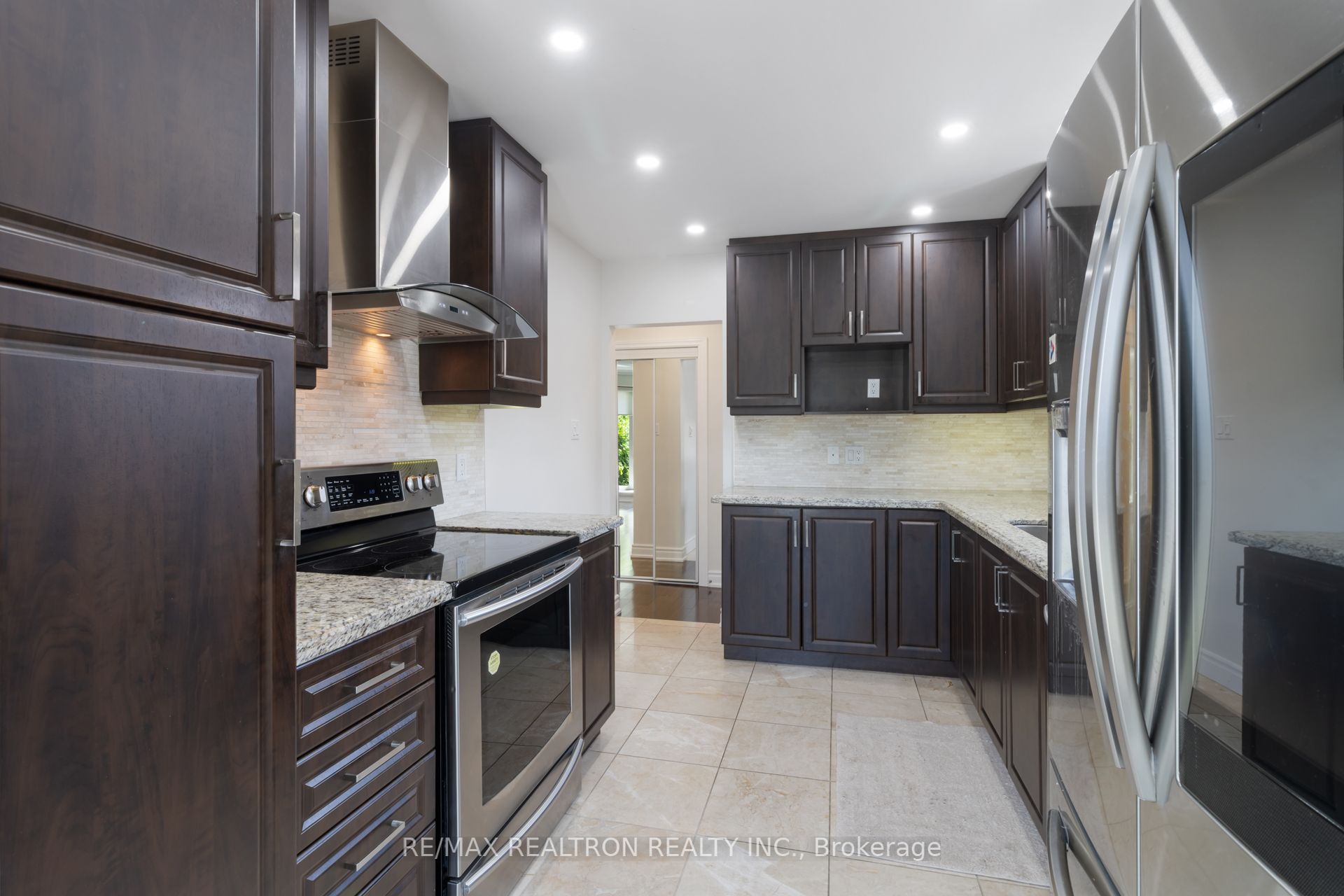 44 Caracas Road Property Photo 13