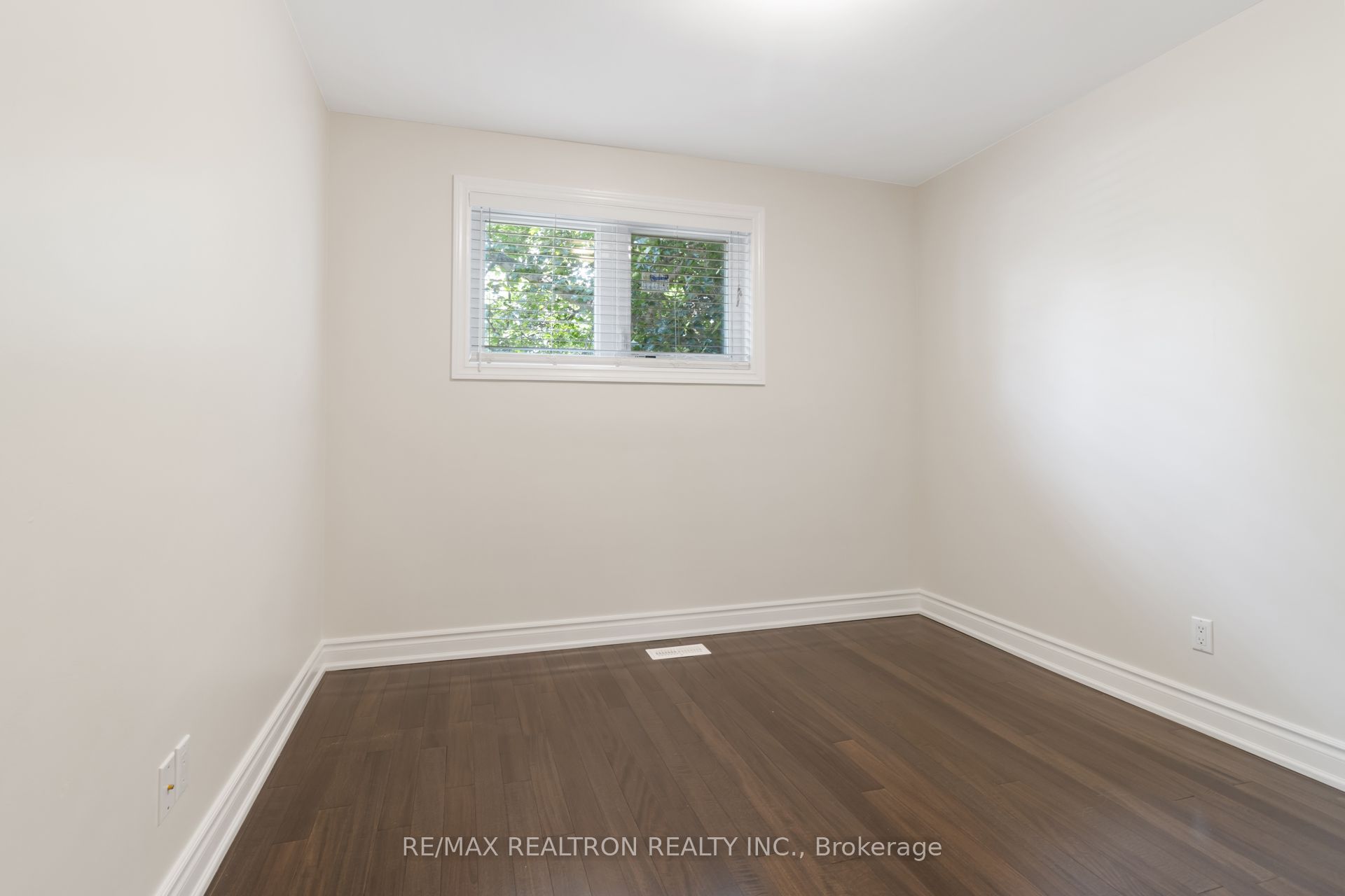 44 Caracas Road Property Photo 25