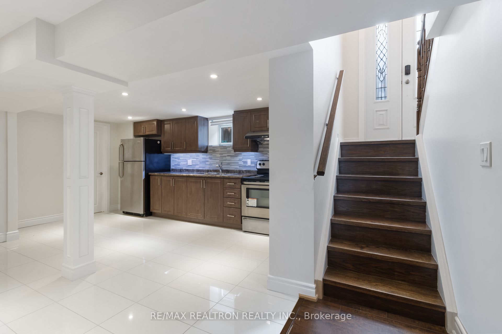 44 Caracas Road Property Photo 34