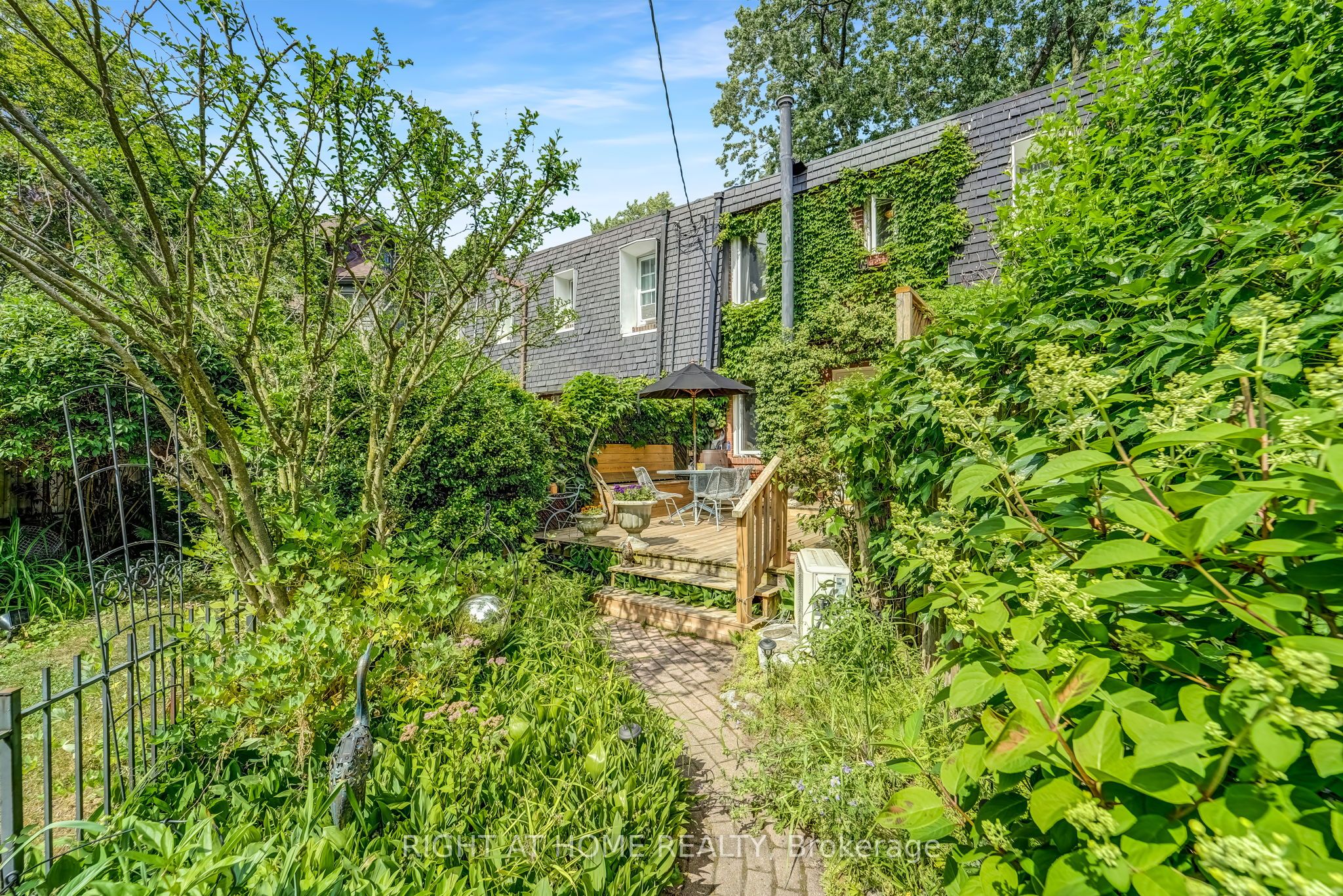 49 Summerhill Gardens Property Photo 22