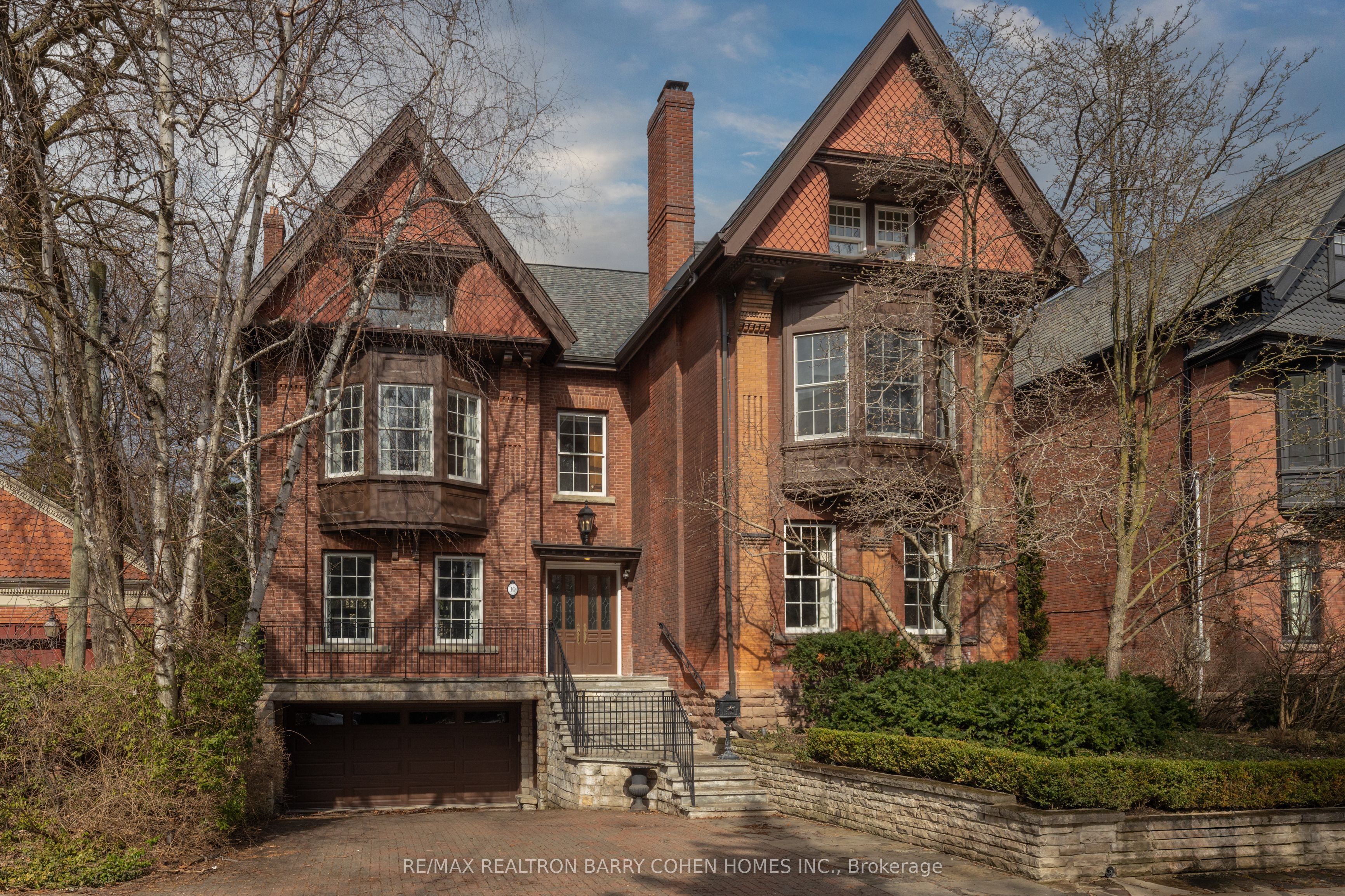 10 Pine Hill Road Property Photo 1