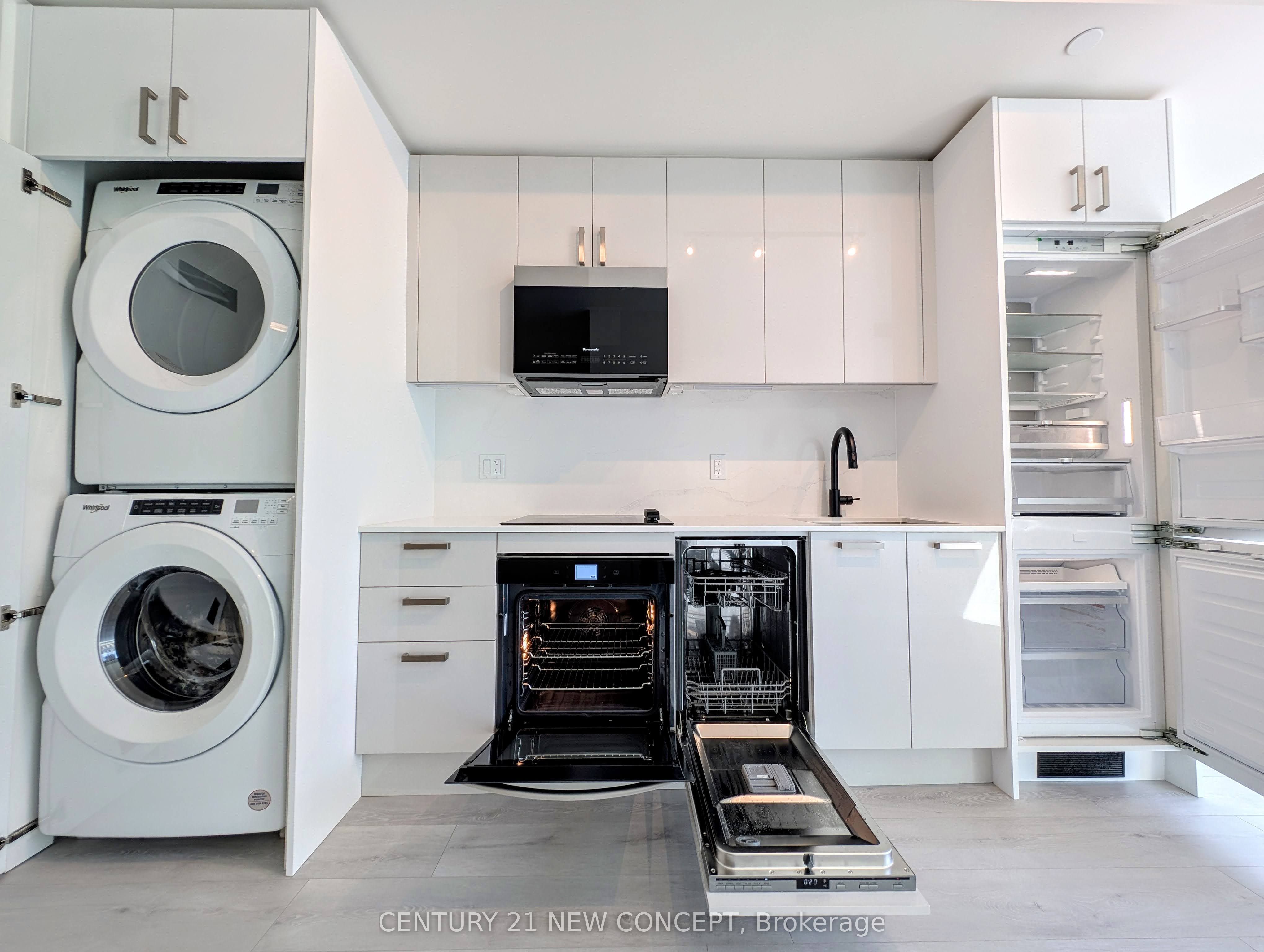 280 Dundas Street W 707 Property Photo 3