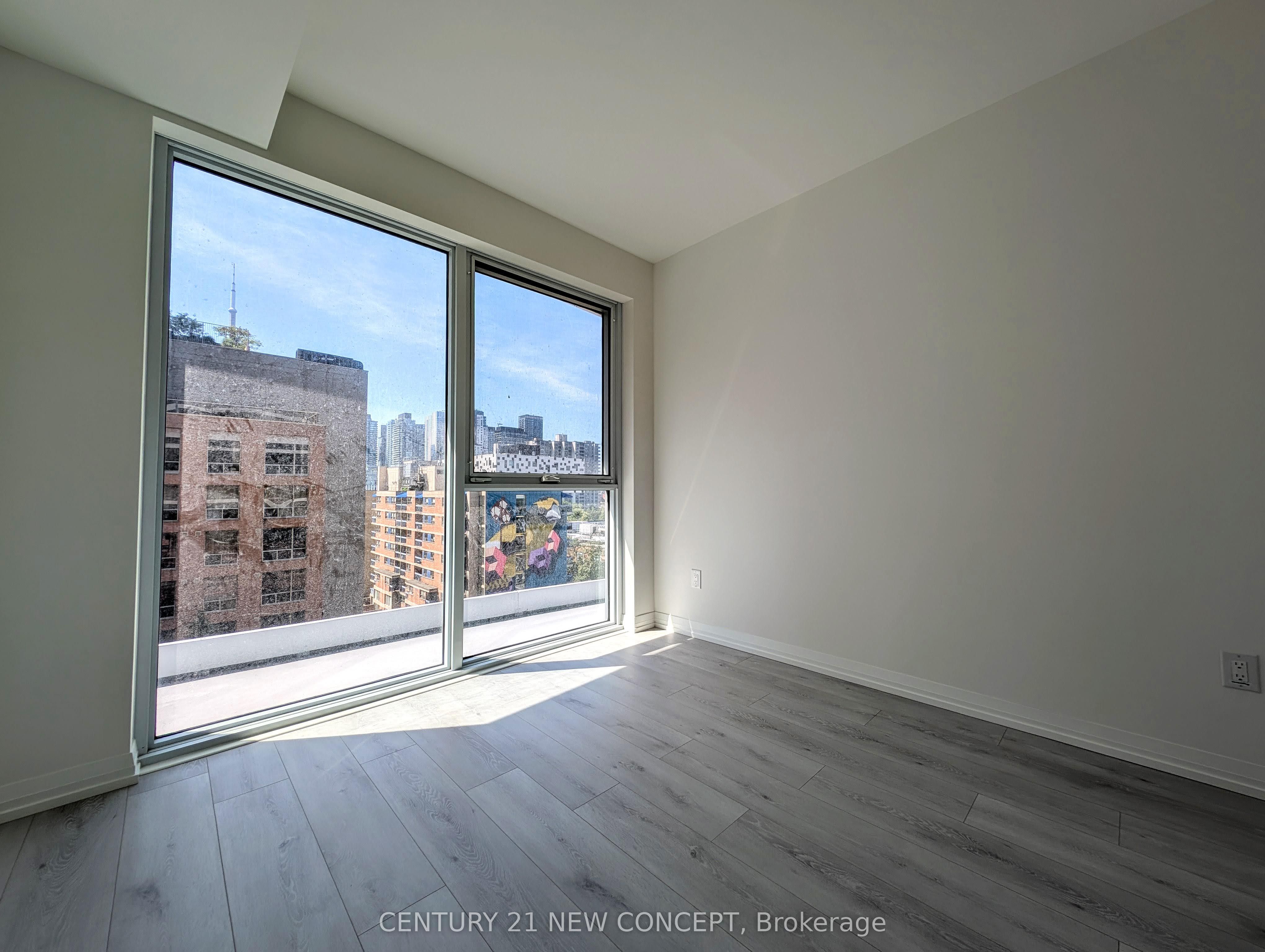 280 Dundas Street W 707 Property Photo 4