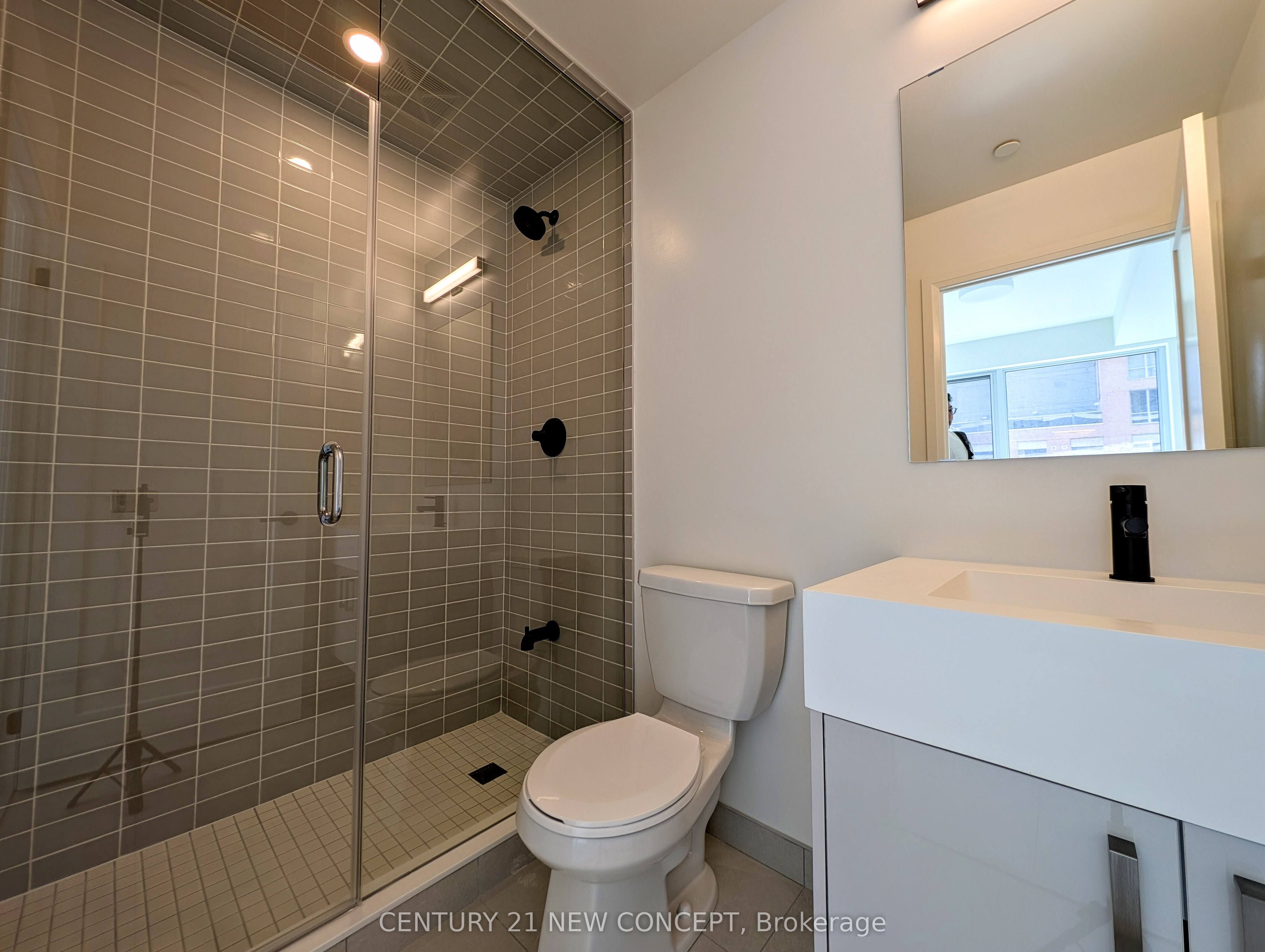 280 Dundas Street W 707 Property Photo 6