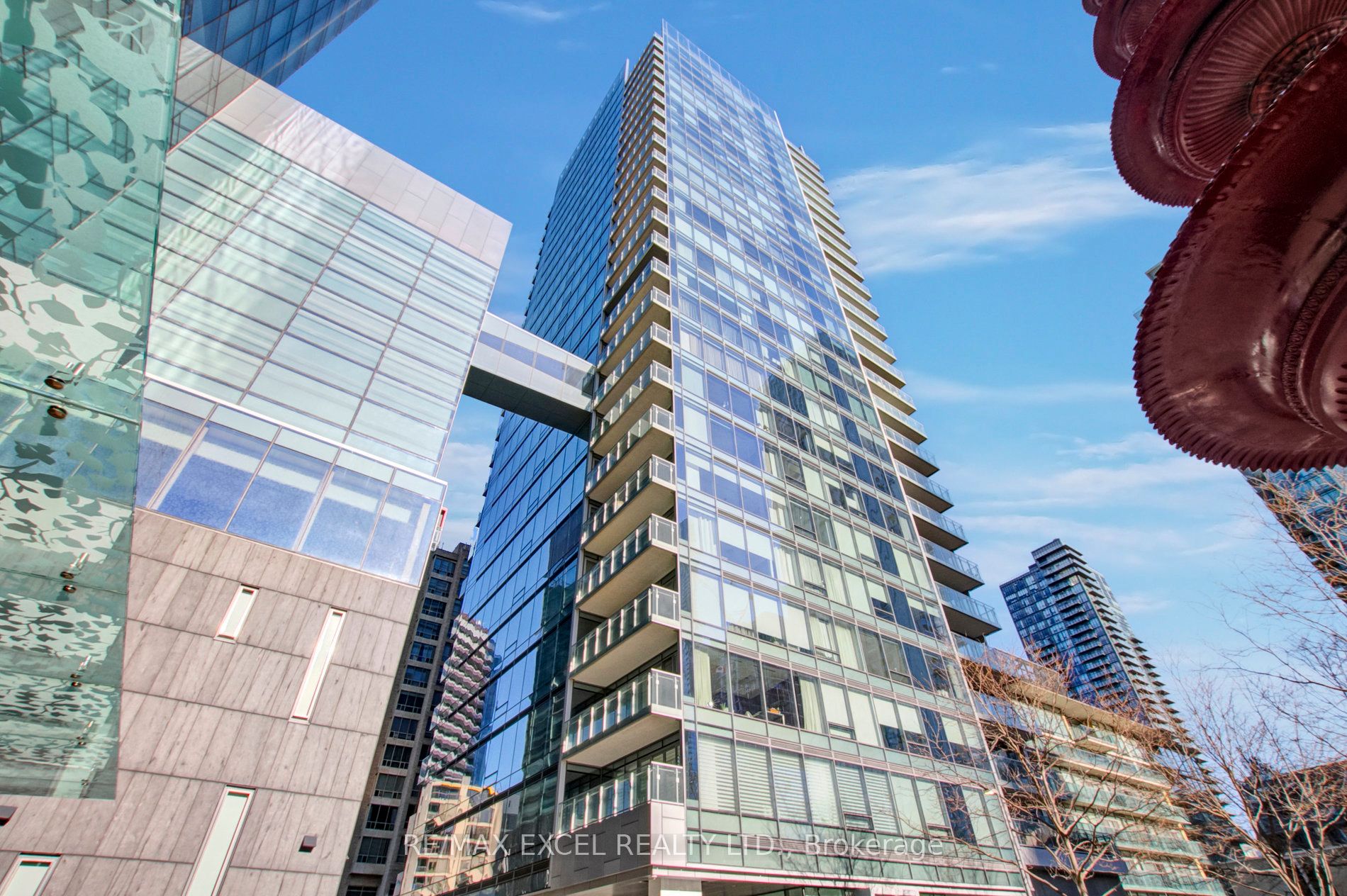 #1505 - 55 Scollard Street Property Photo 1