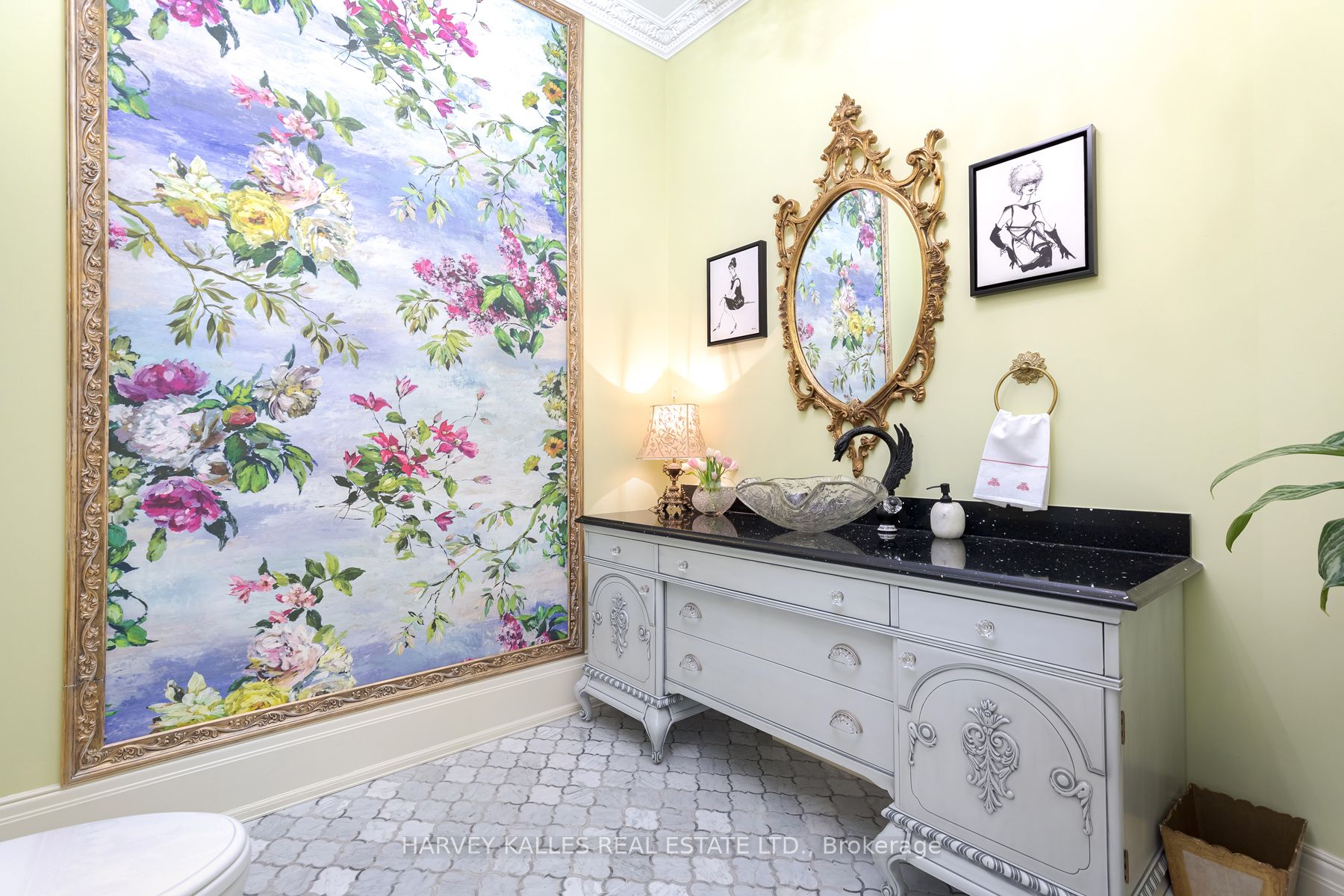 8 Swansdown Drive Property Photo 14