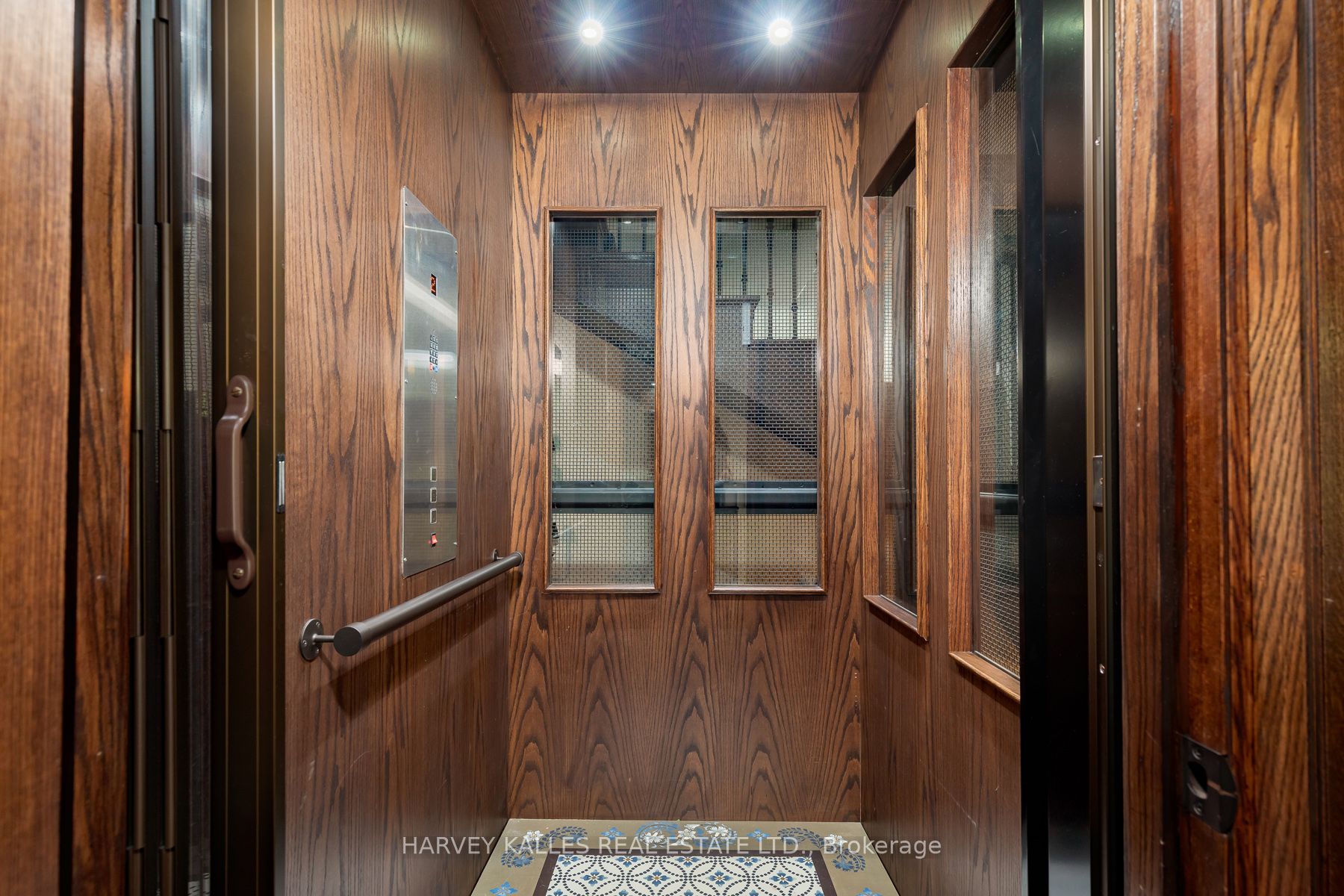 8 Swansdown Drive Property Photo 16