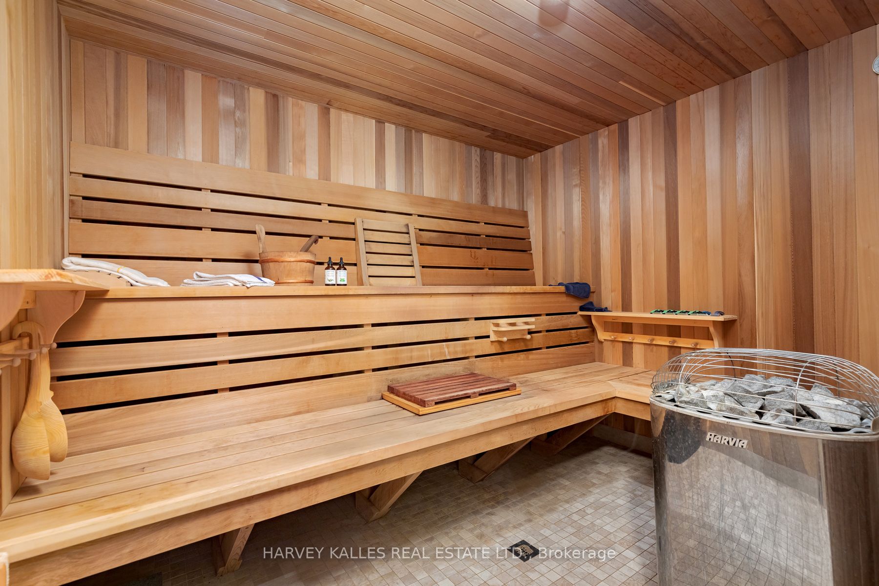 8 Swansdown Drive Property Photo 39