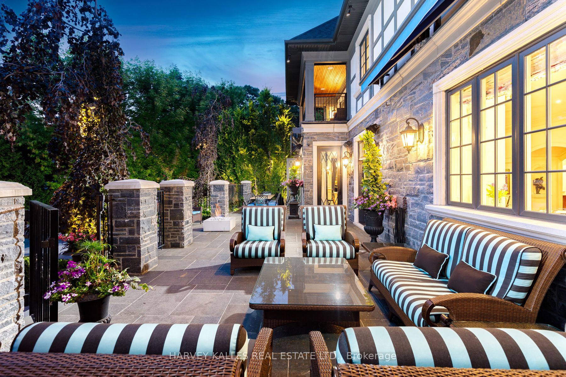 8 Swansdown Drive Property Photo 44