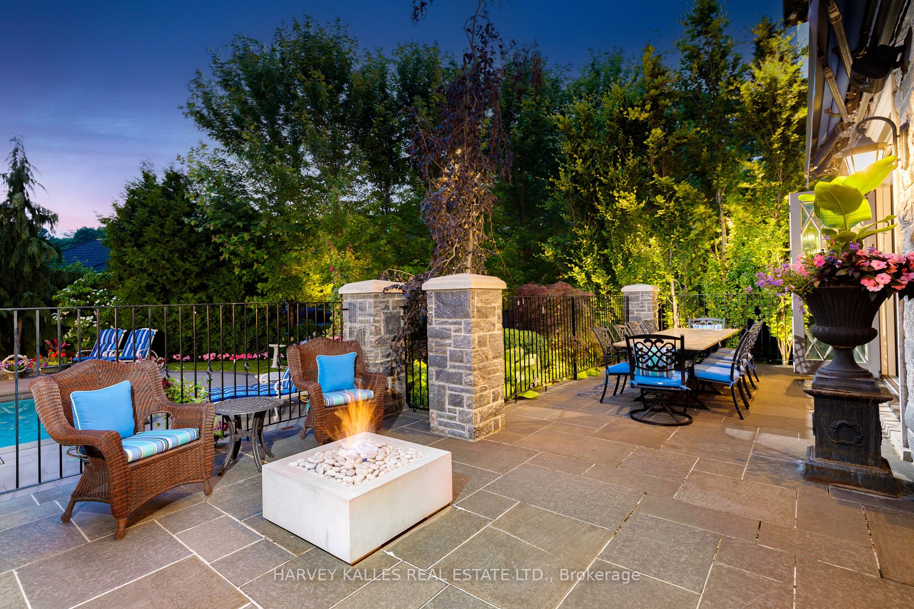 8 Swansdown Drive Property Photo 45