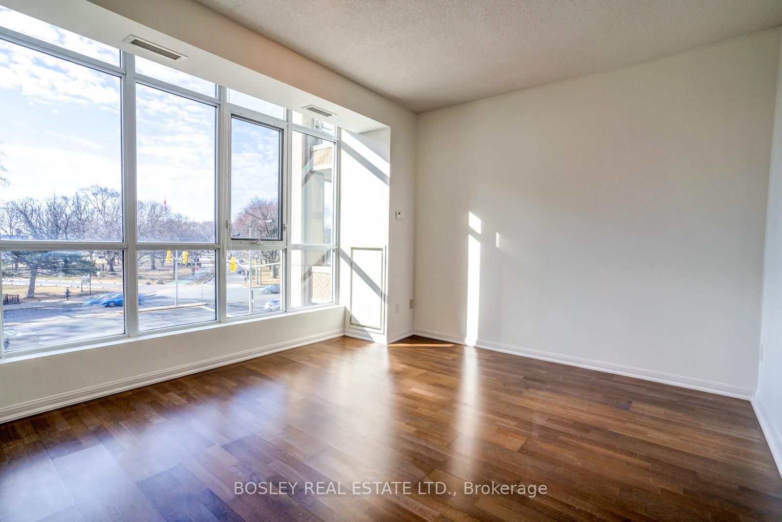 628 Fleet Street 334 Property Photo 5