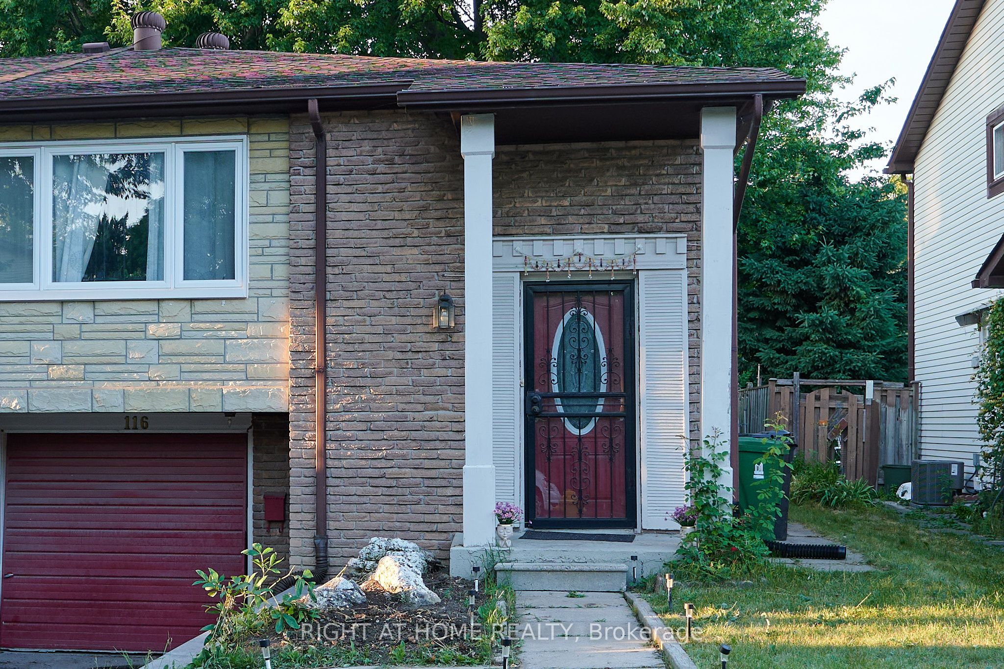 116 Freshmeadow Drive Property Photo 1