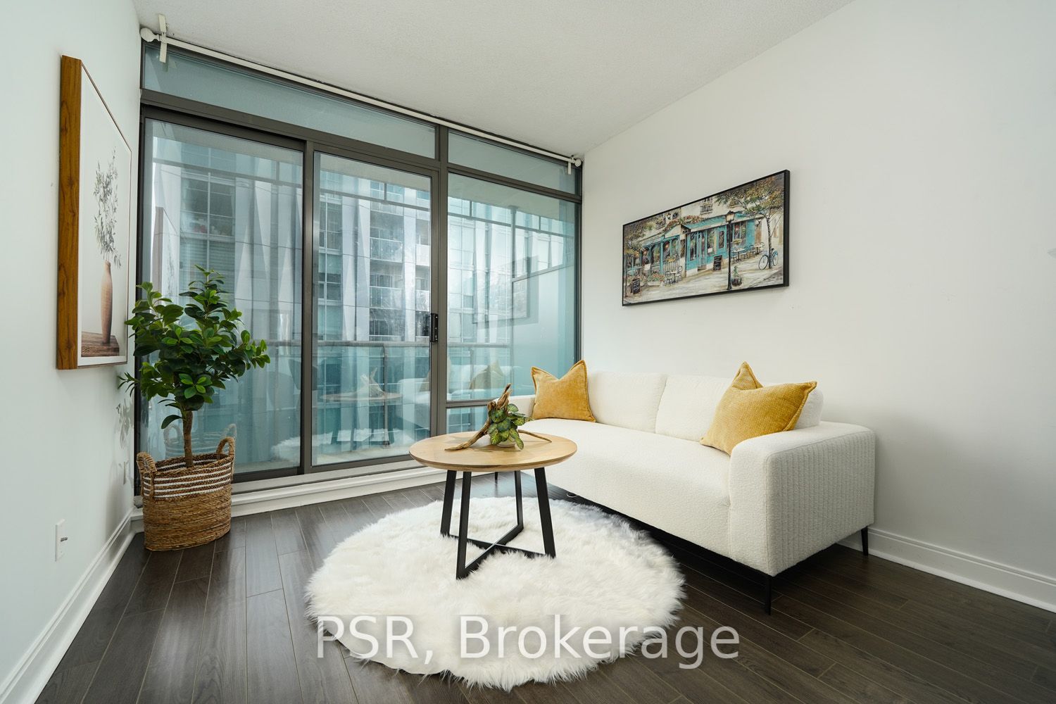 #2103 - 18 Yorkville Avenue Property Photo 7