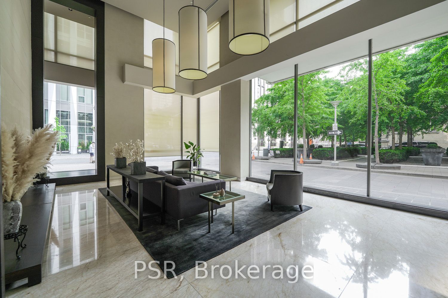 #2103 - 18 Yorkville Avenue Property Photo 15