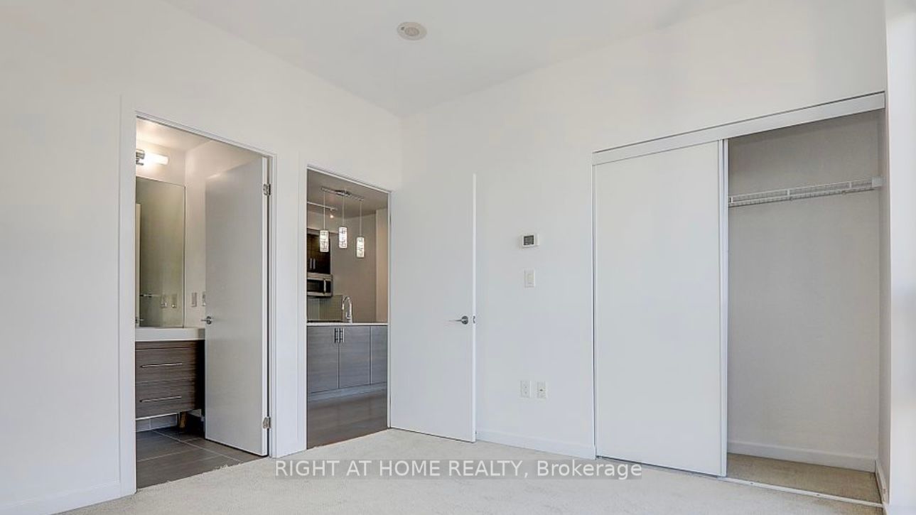 70 Forest Manor Road 2212 Property Photo 15