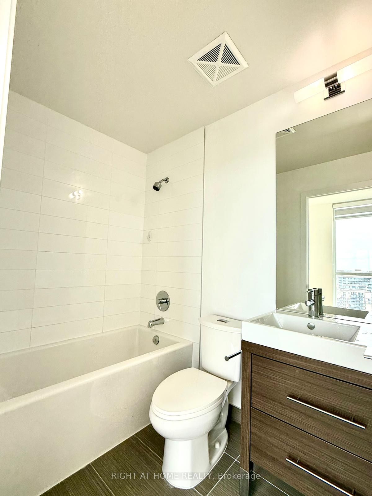 70 Forest Manor Road 2212 Property Photo 20
